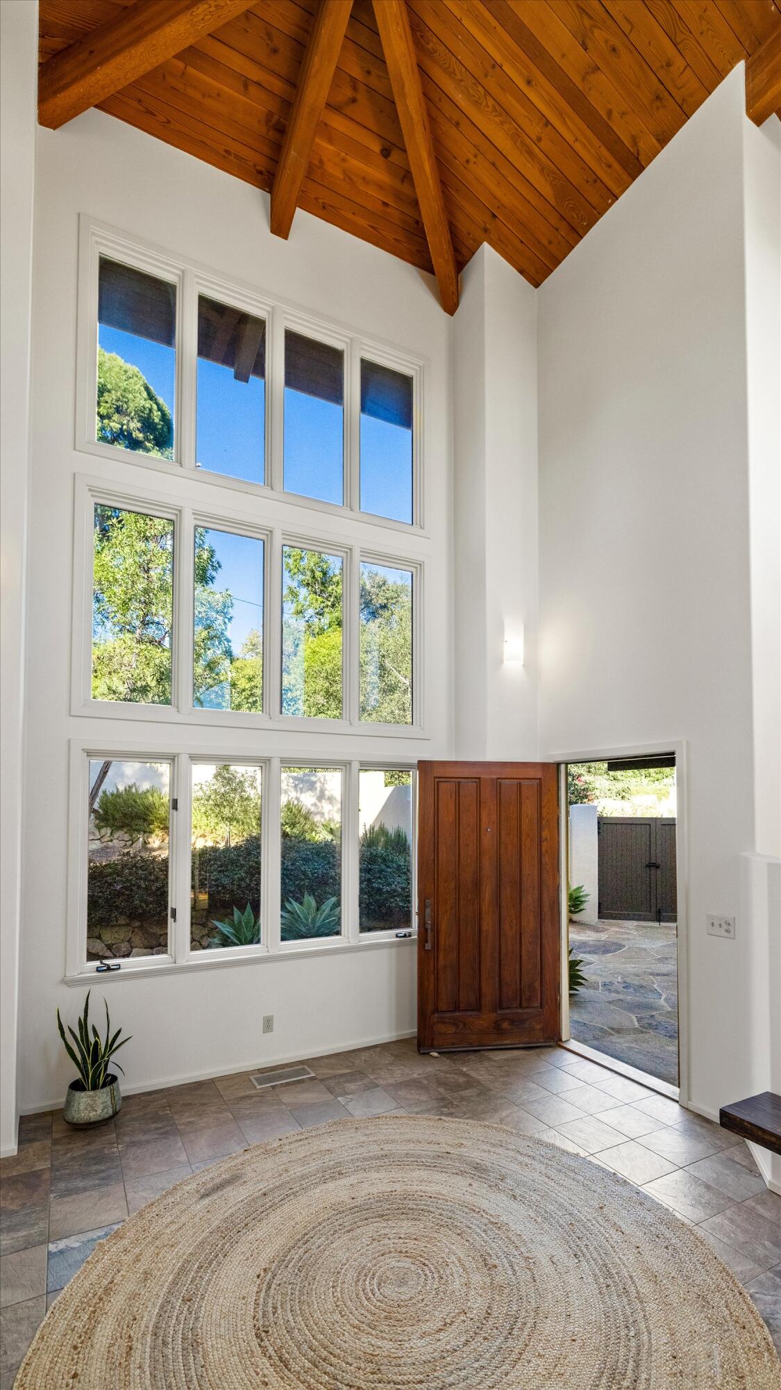 1235 Mission Ridge Road