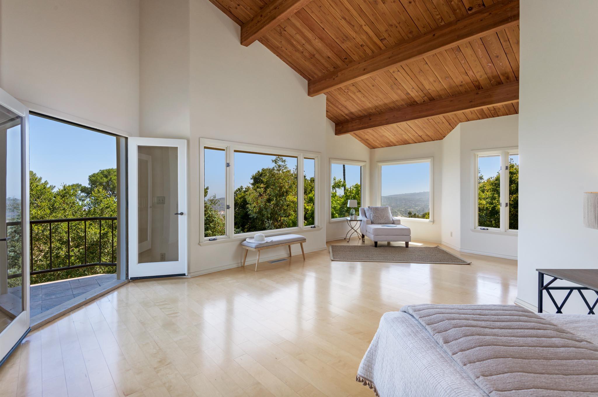 1235 Mission Ridge Road