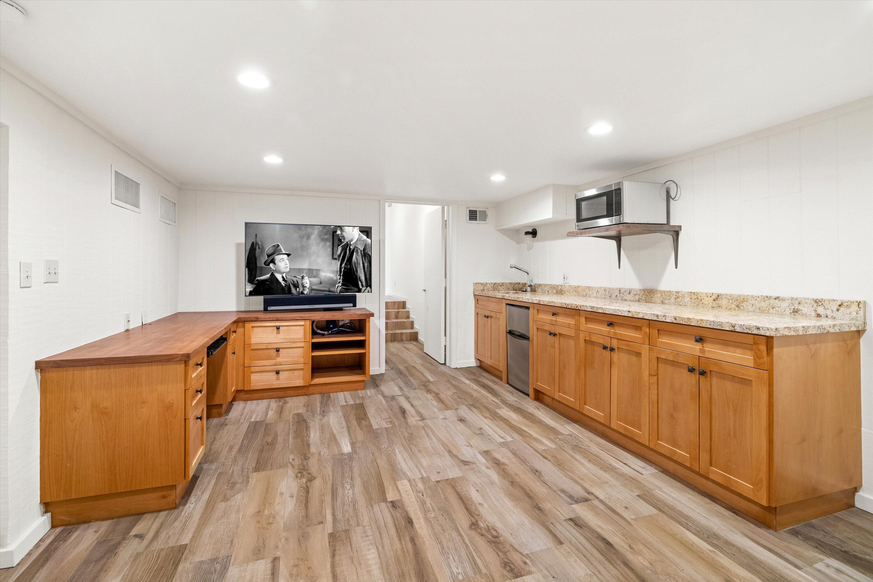 1235 Mission Ridge Road