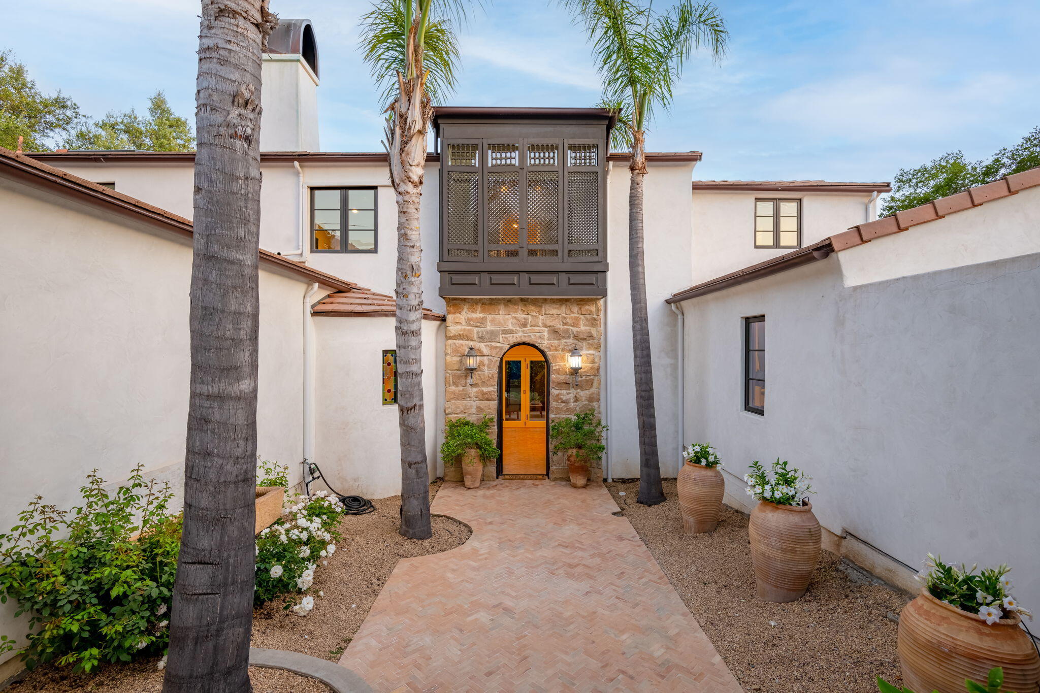 2641 Dorking Place