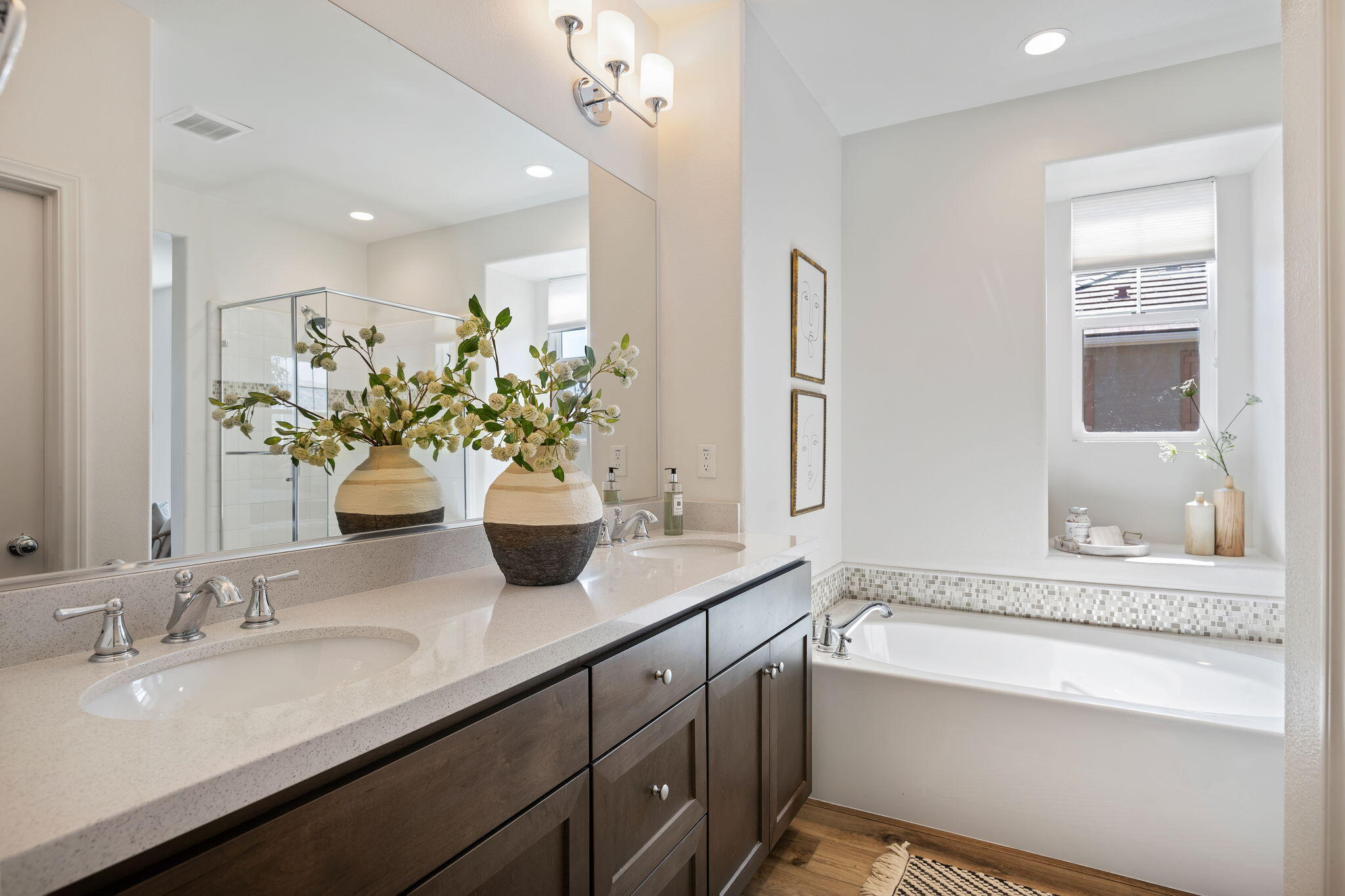 6594 Pipeline Place