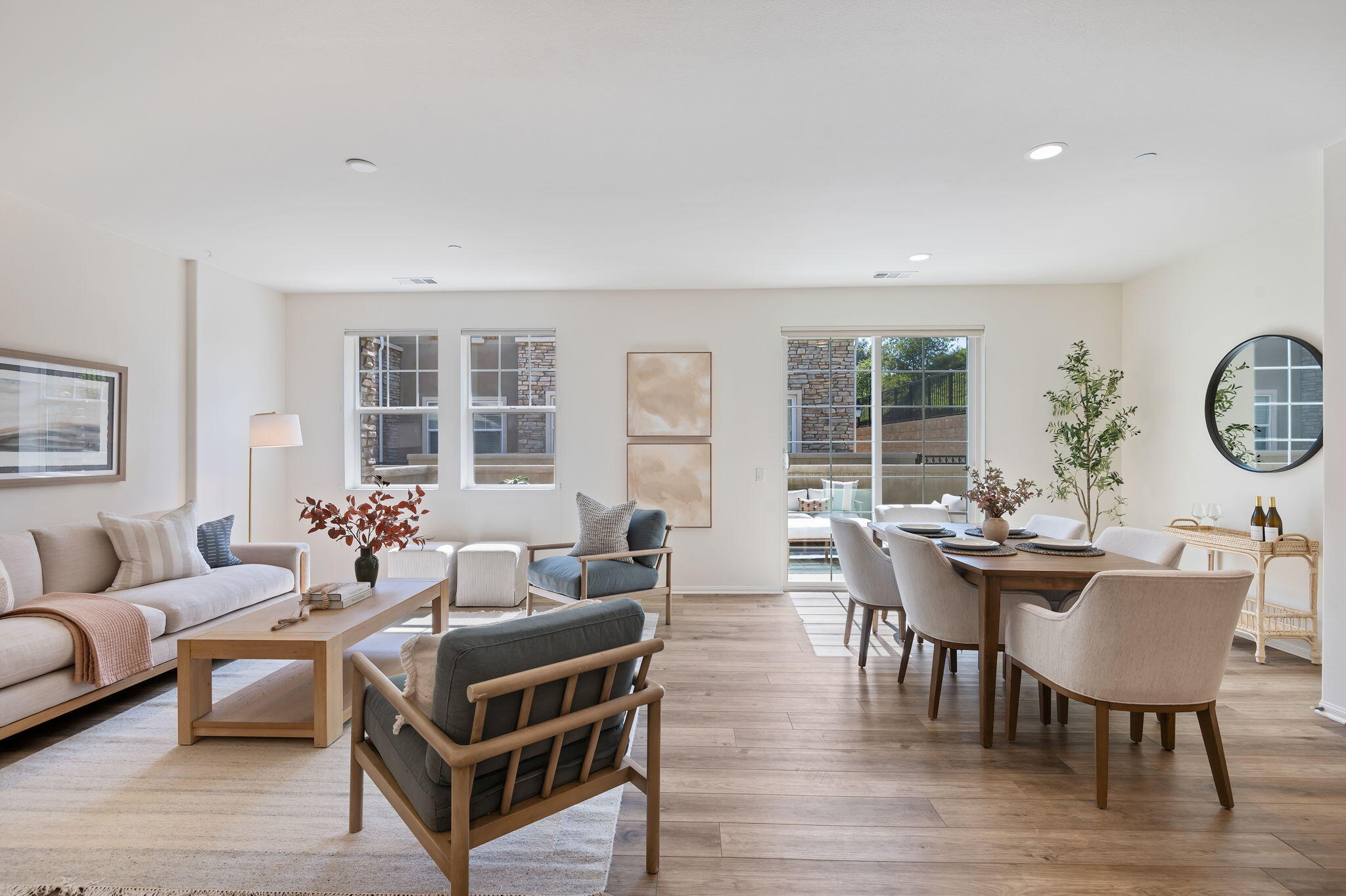 6594 Pipeline Place