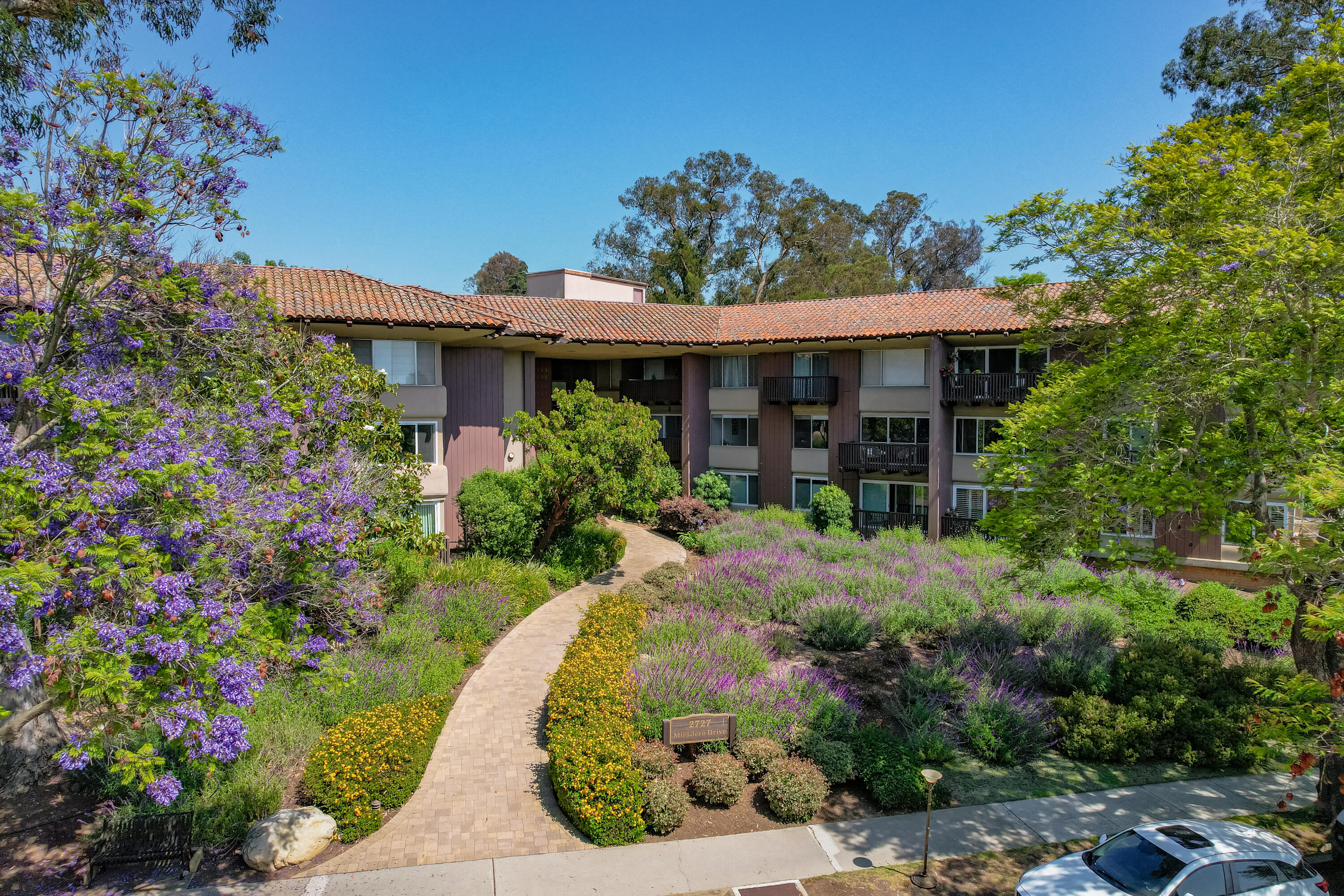 2727 Miradero Drive 209