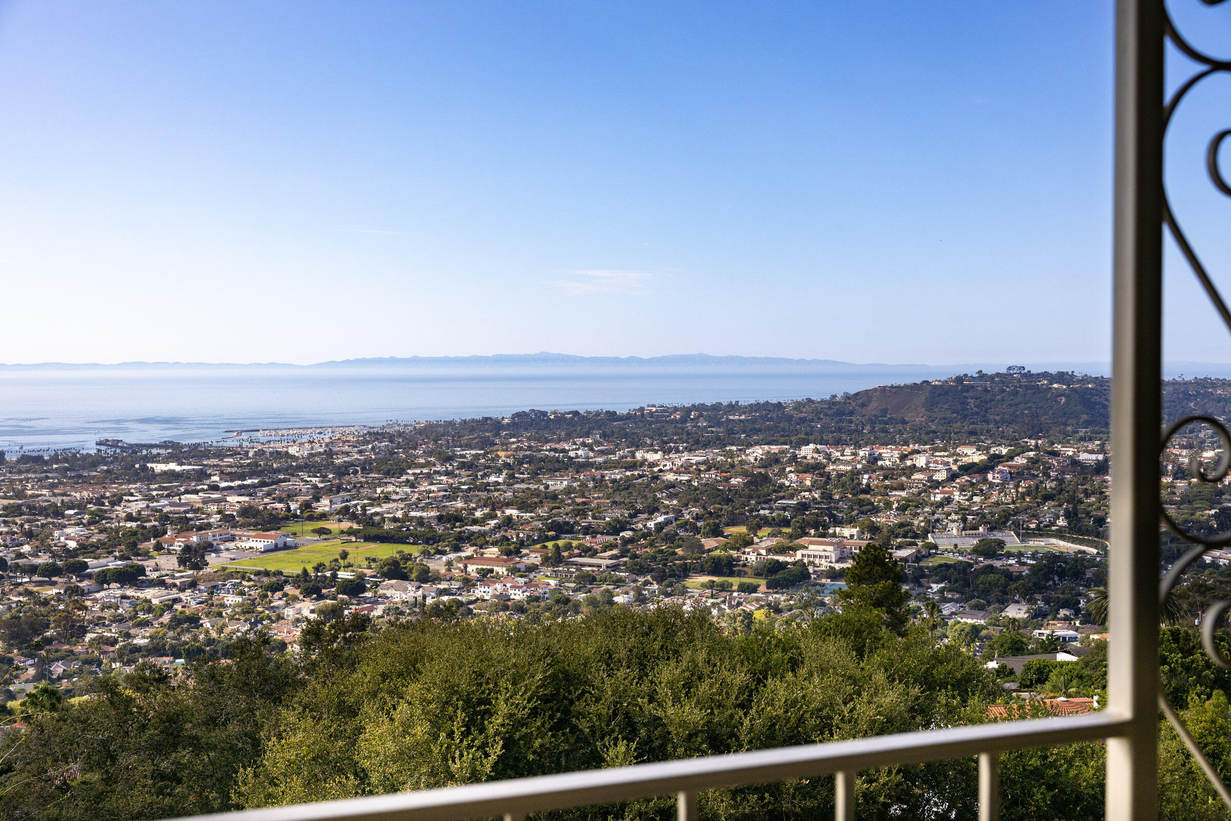 1227 Viscaino Road
