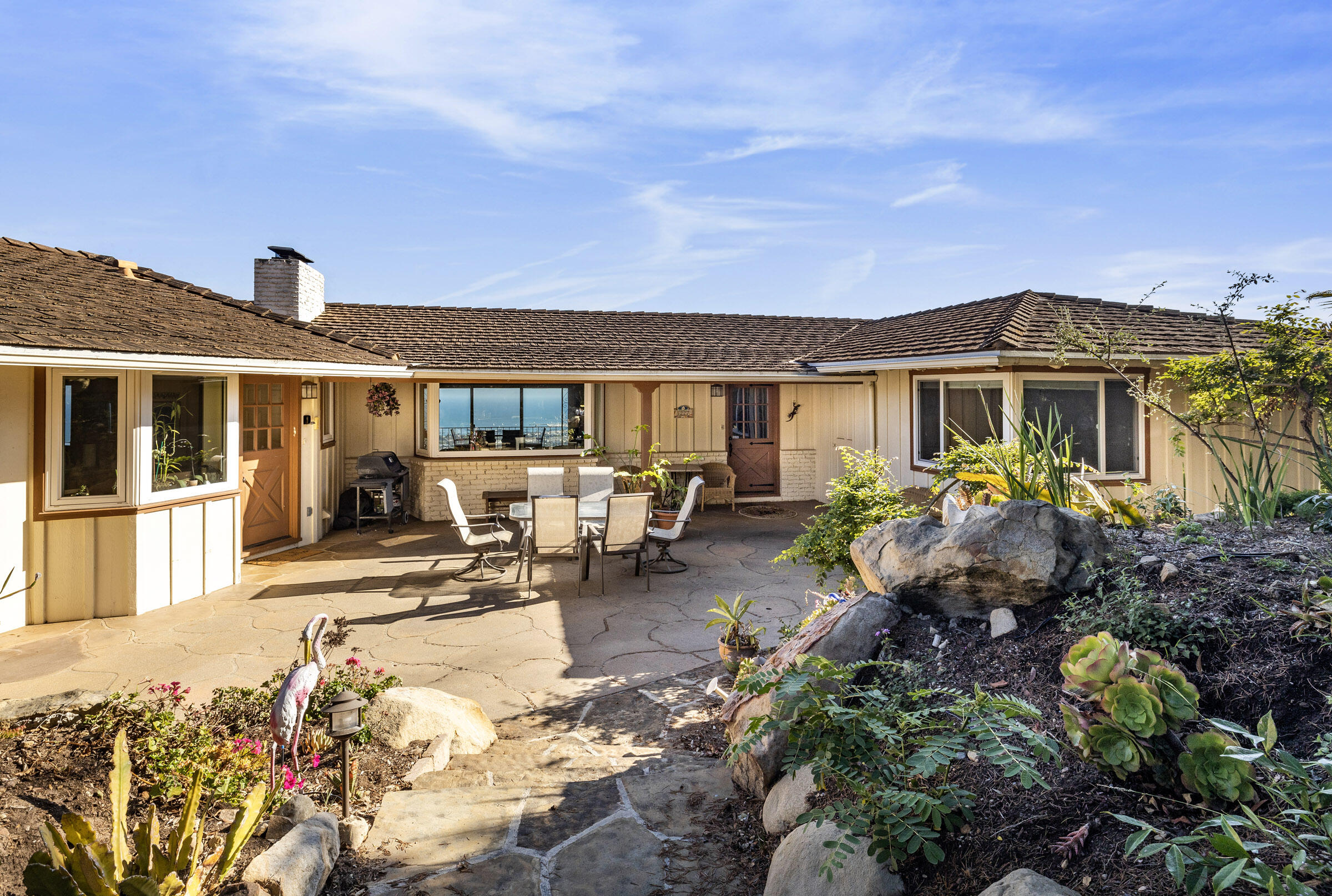 1227 Viscaino Road