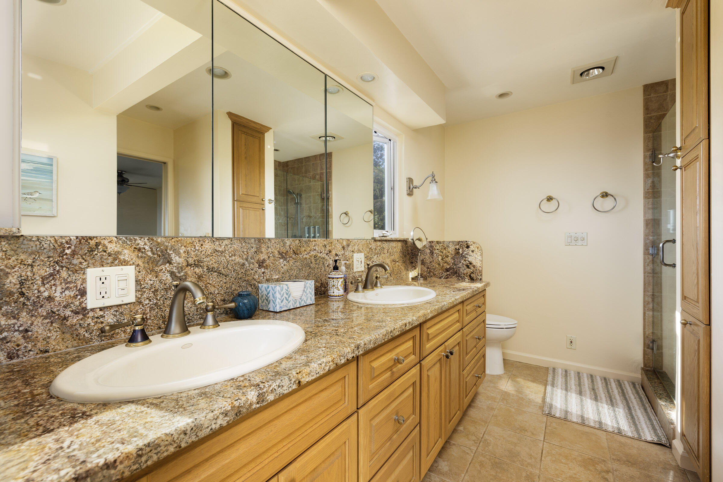 1227 Viscaino Road