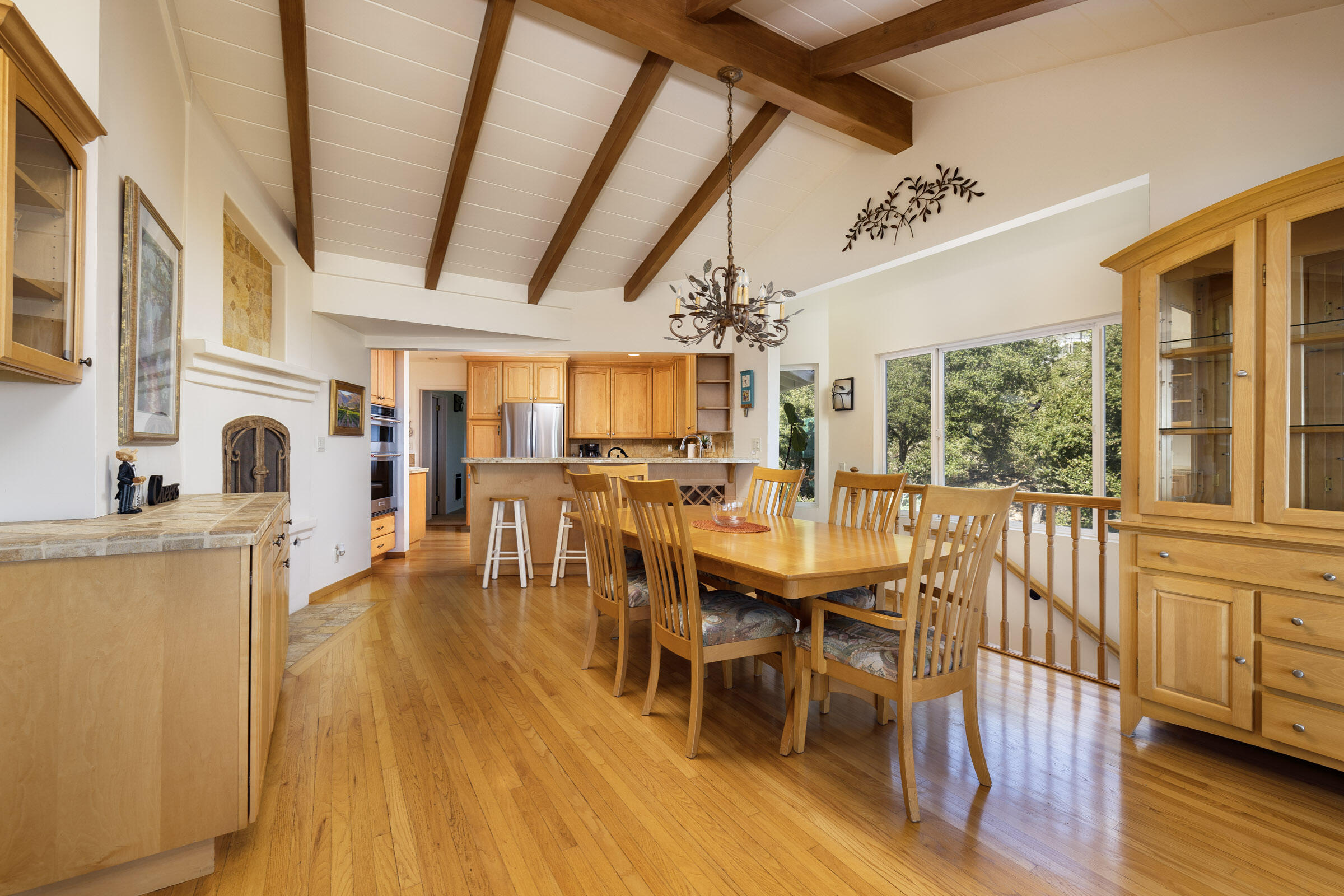 1227 Viscaino Road