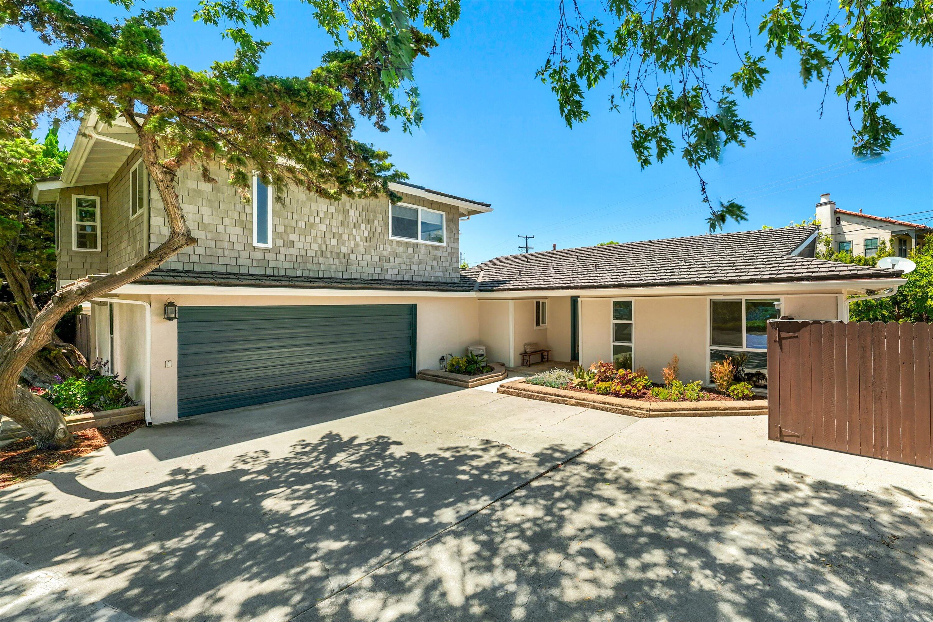 5436 Agana Drive