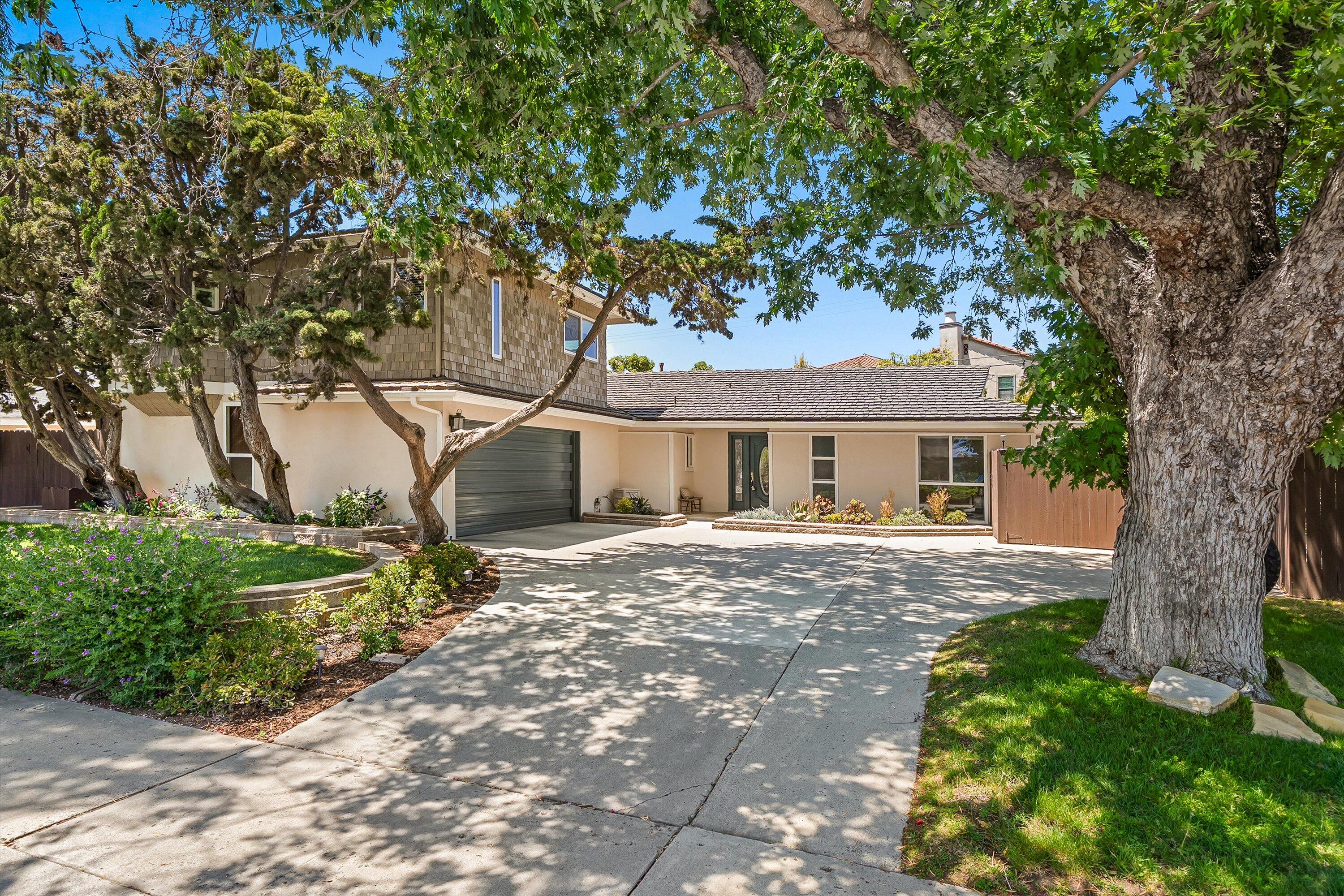 5436 Agana Drive