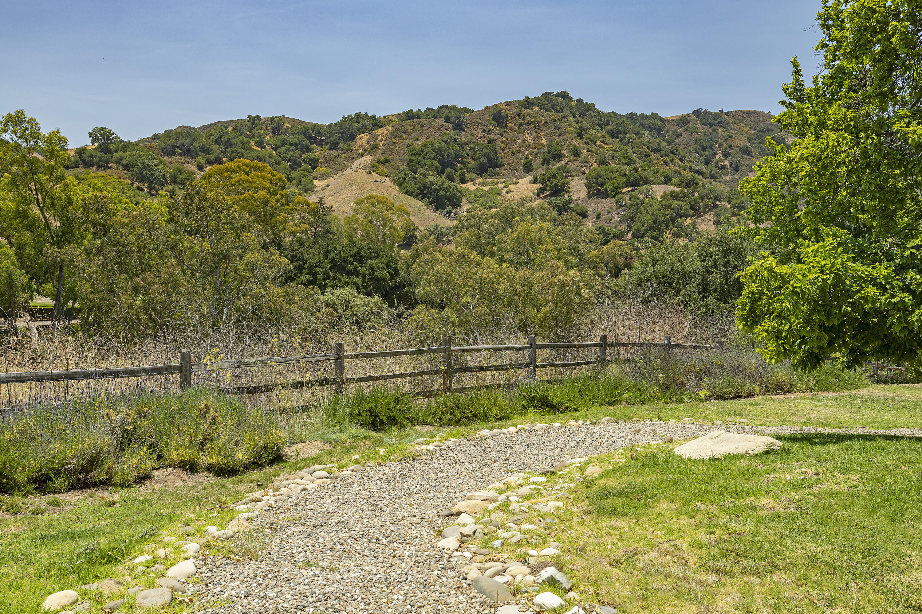 671 Rincon Drive