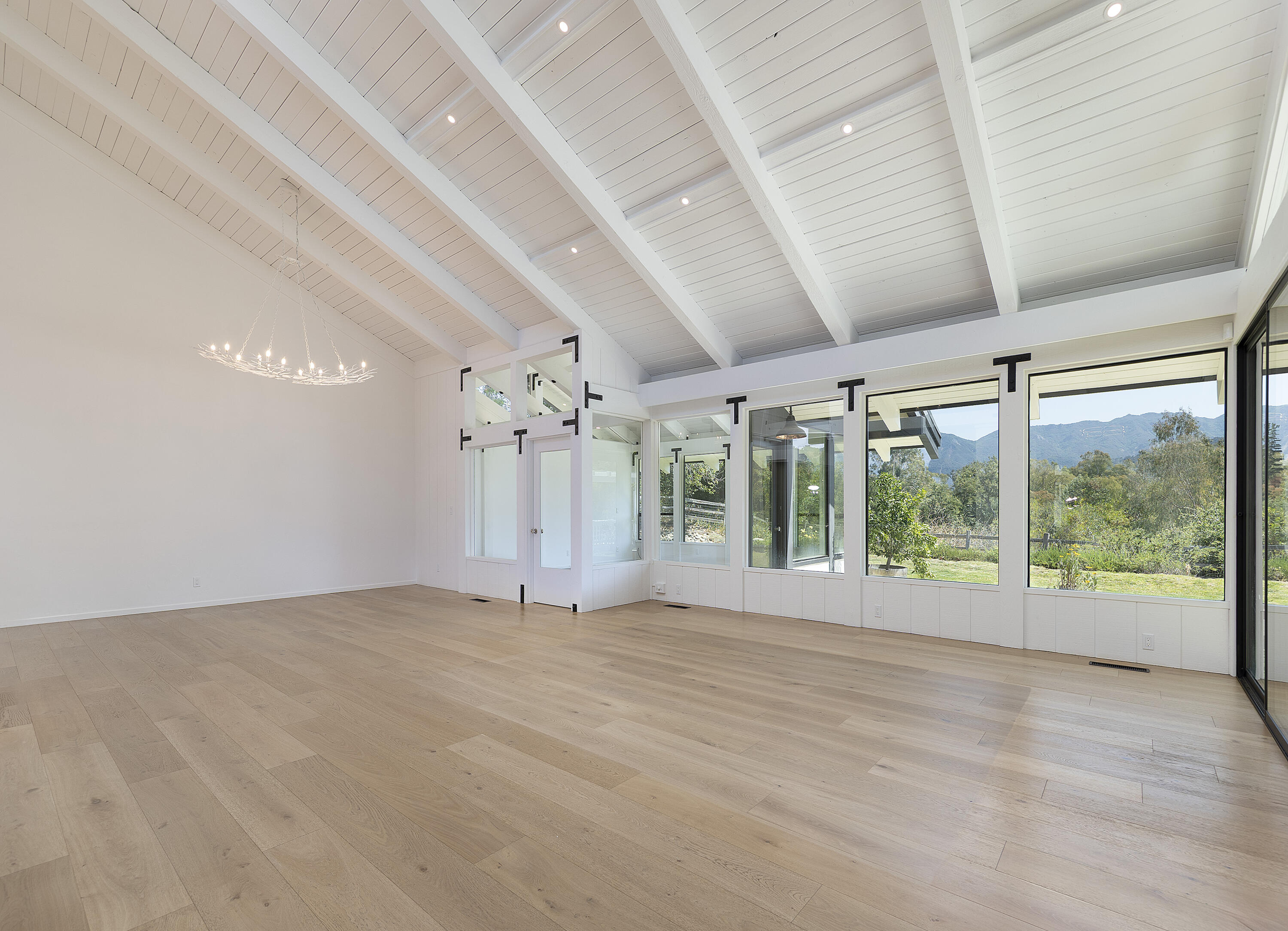 671 Rincon Drive