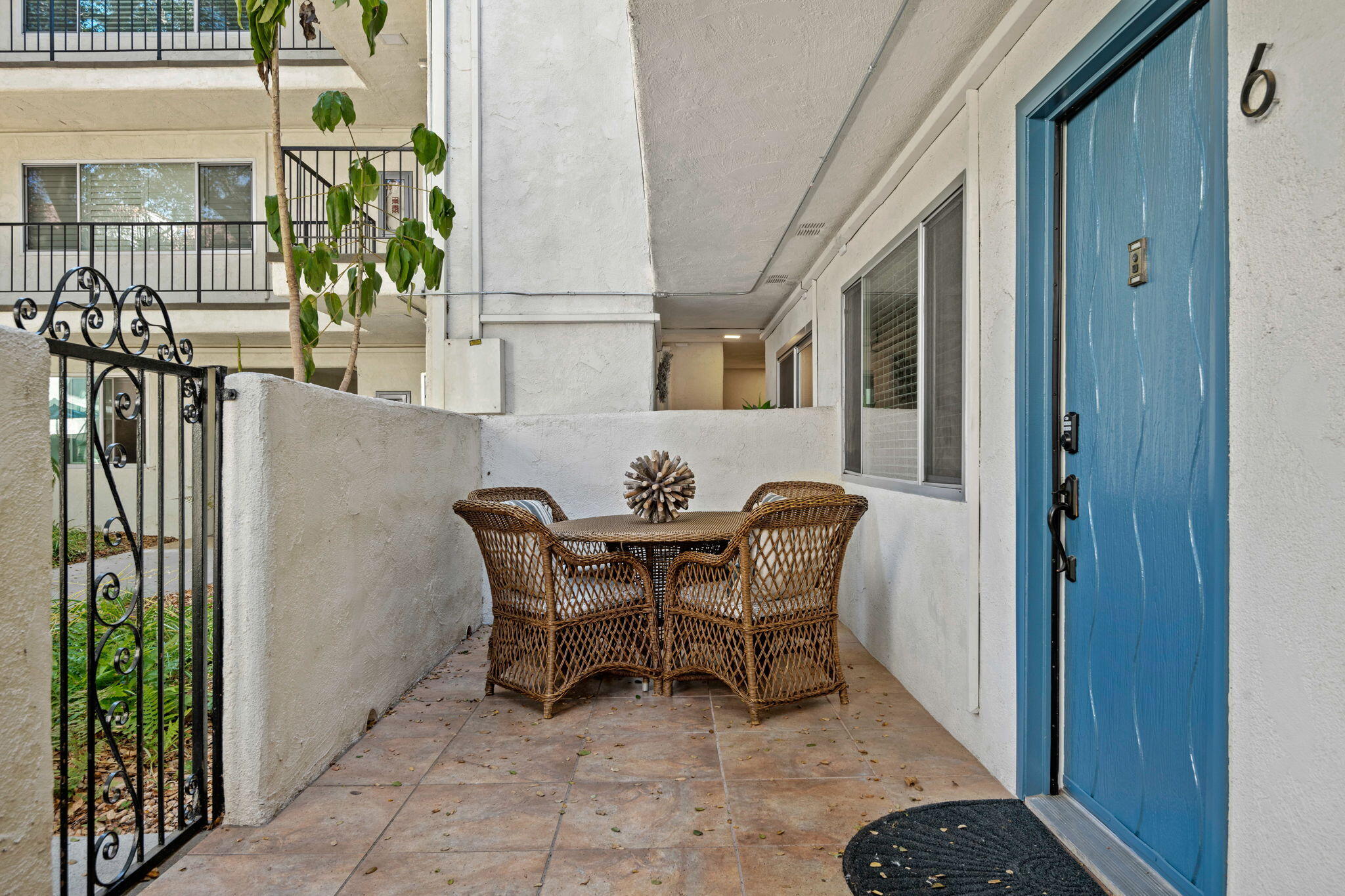 1701 Anacapa Street 6
