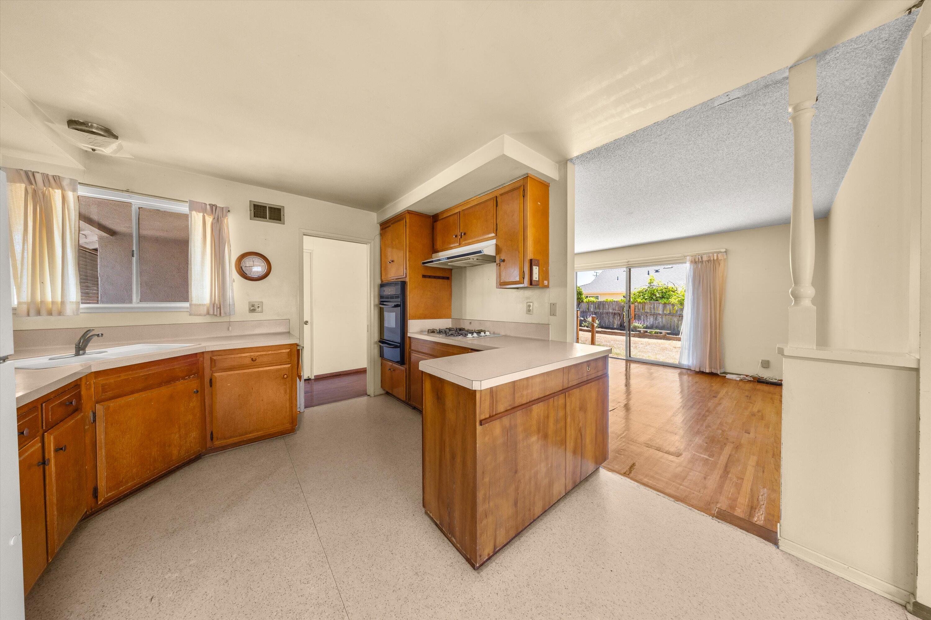 110 Salisbury Avenue