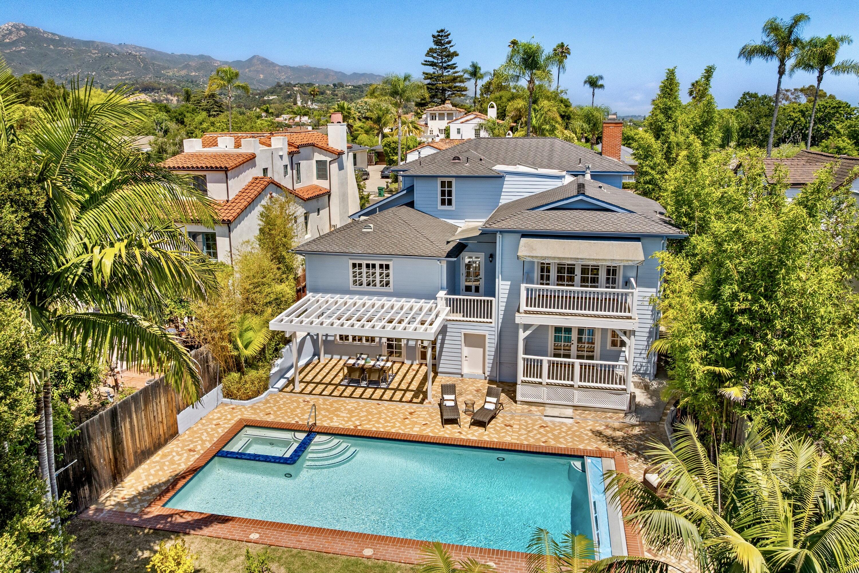 2711 Samarkand Drive