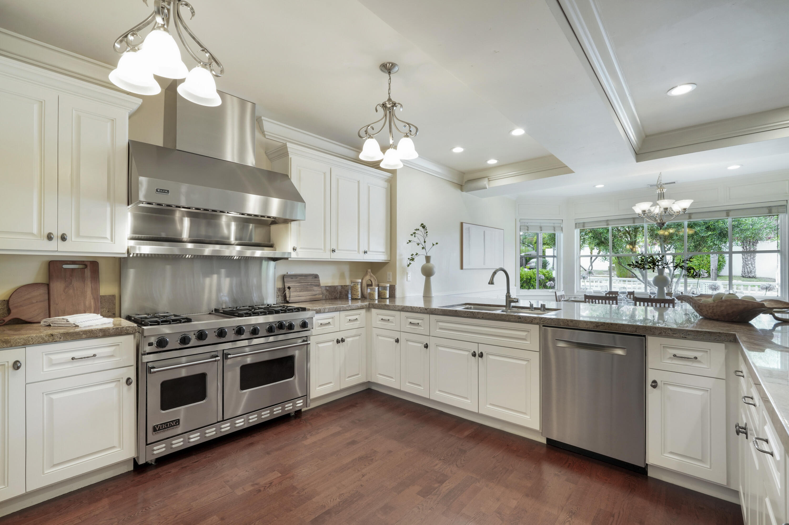2711 Samarkand Drive