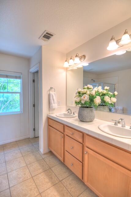 271 Valley Station Circle