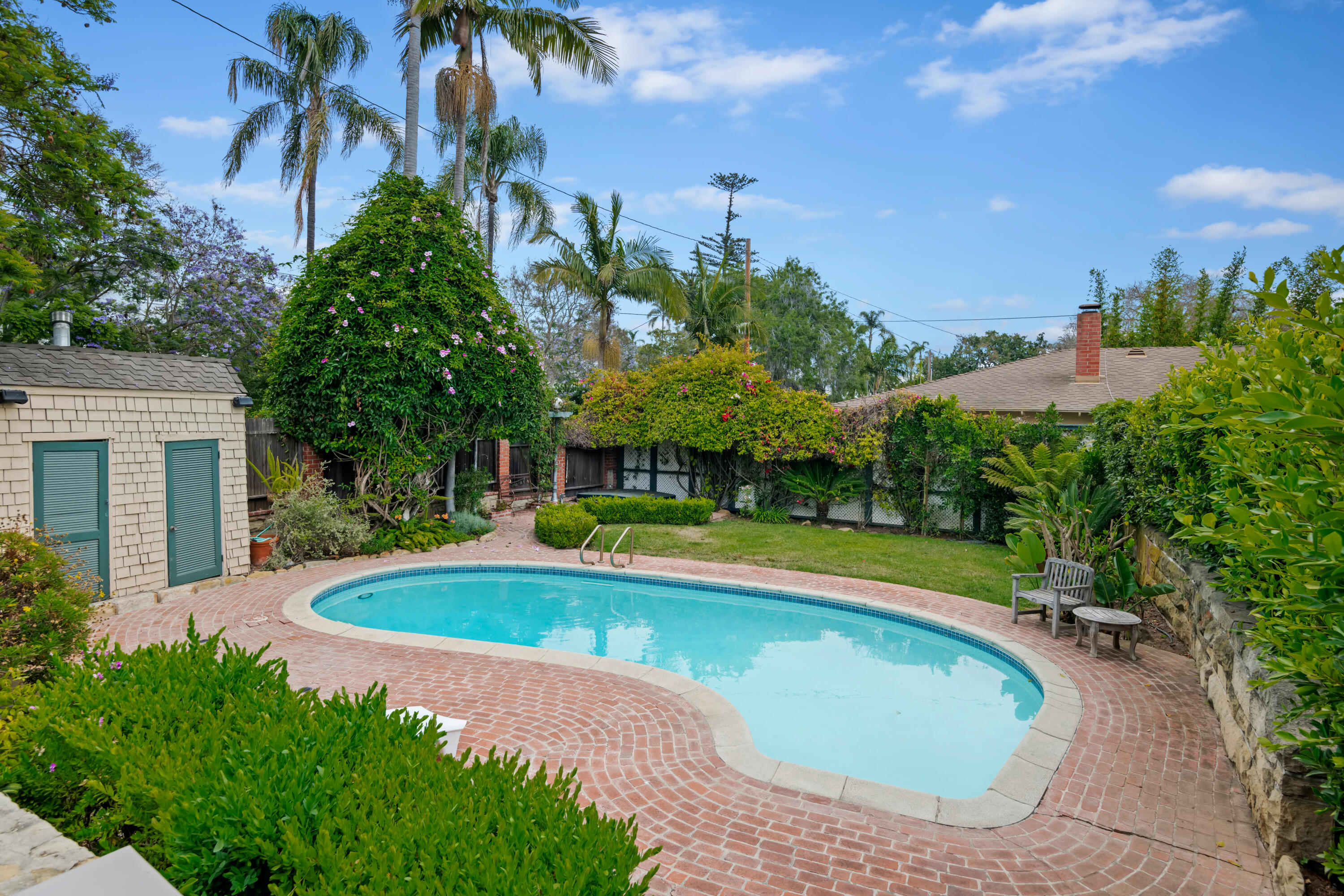 1833 Santa Barbara Street