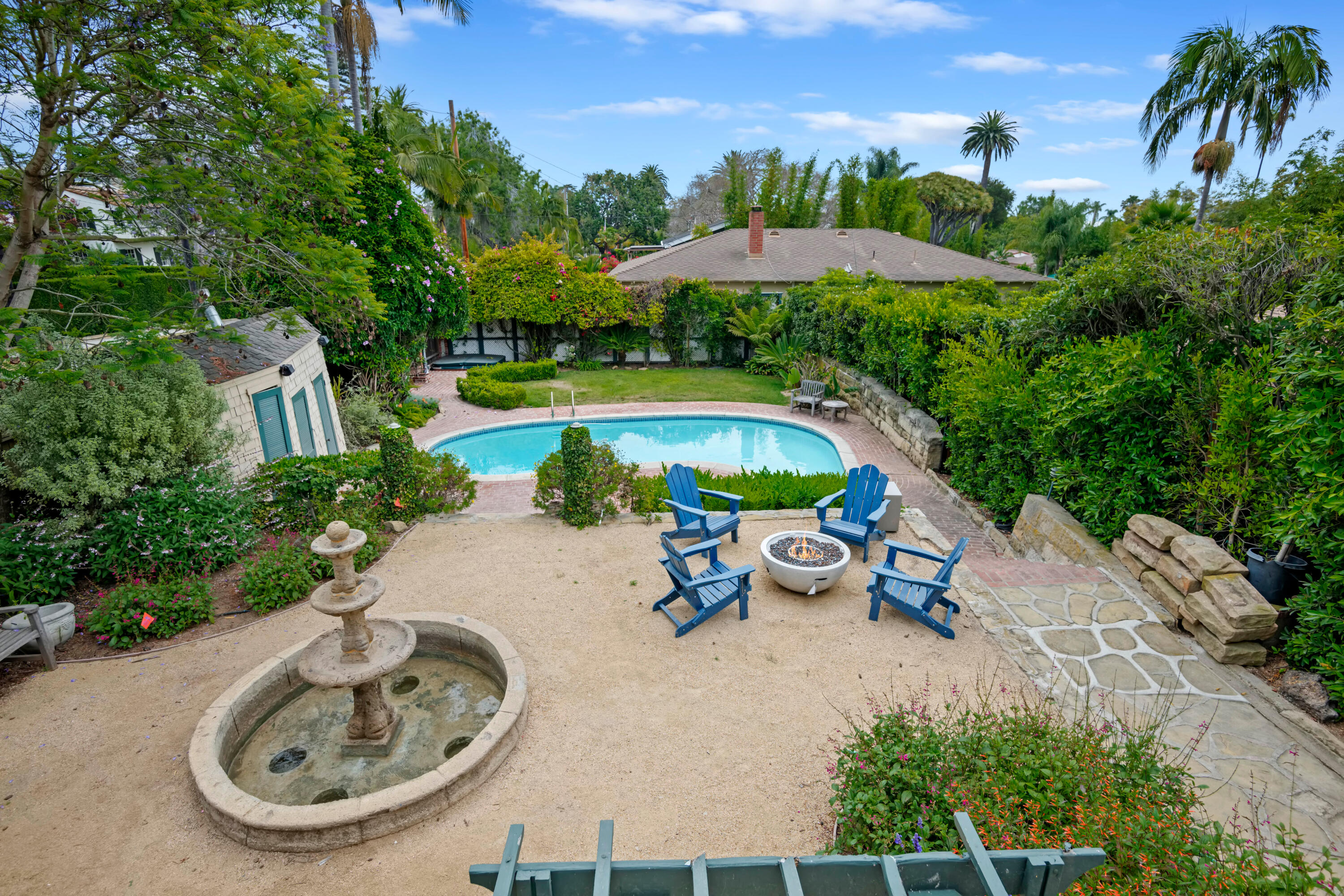 1833 Santa Barbara Street