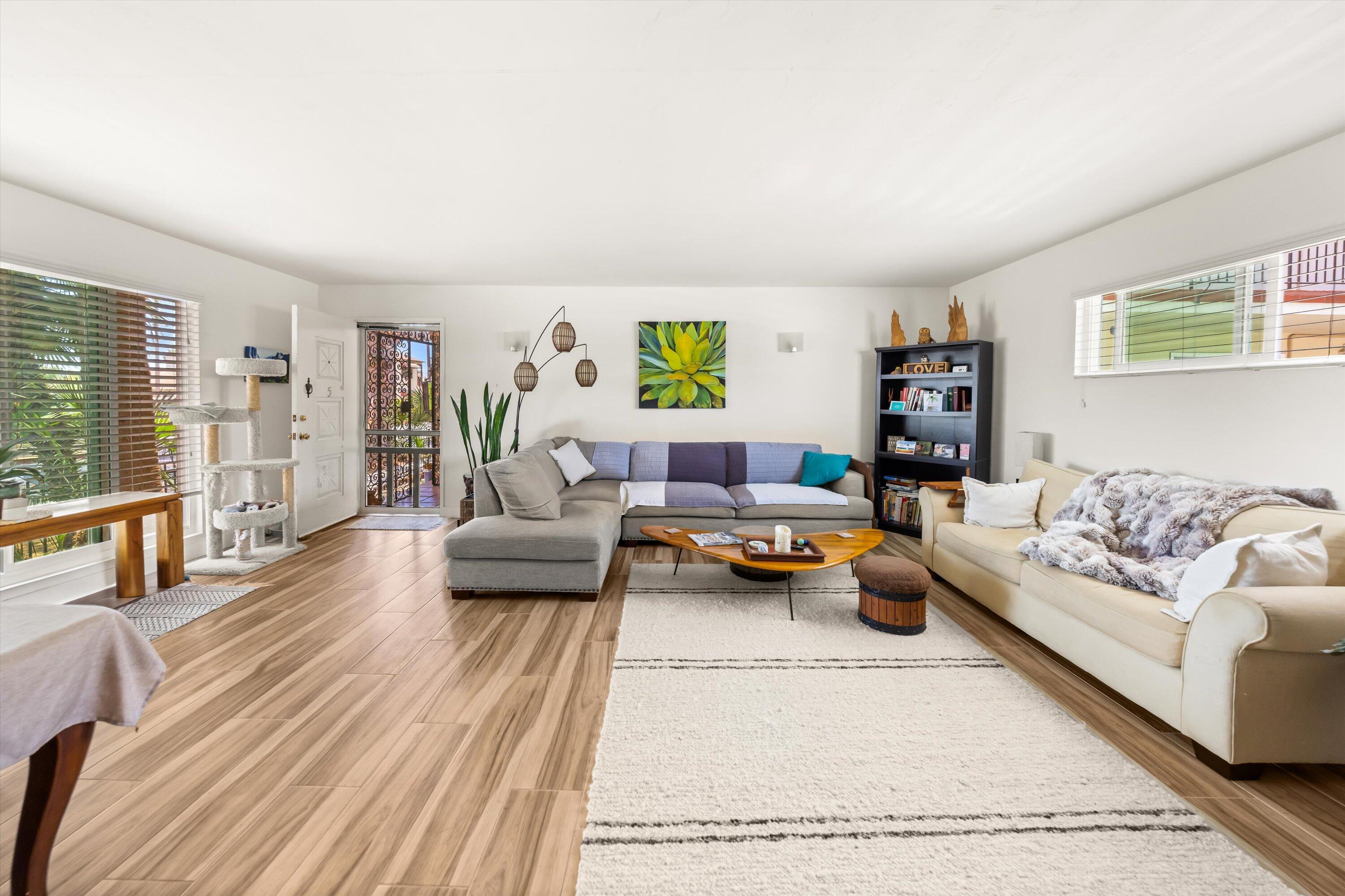 403 E Anapamu Street