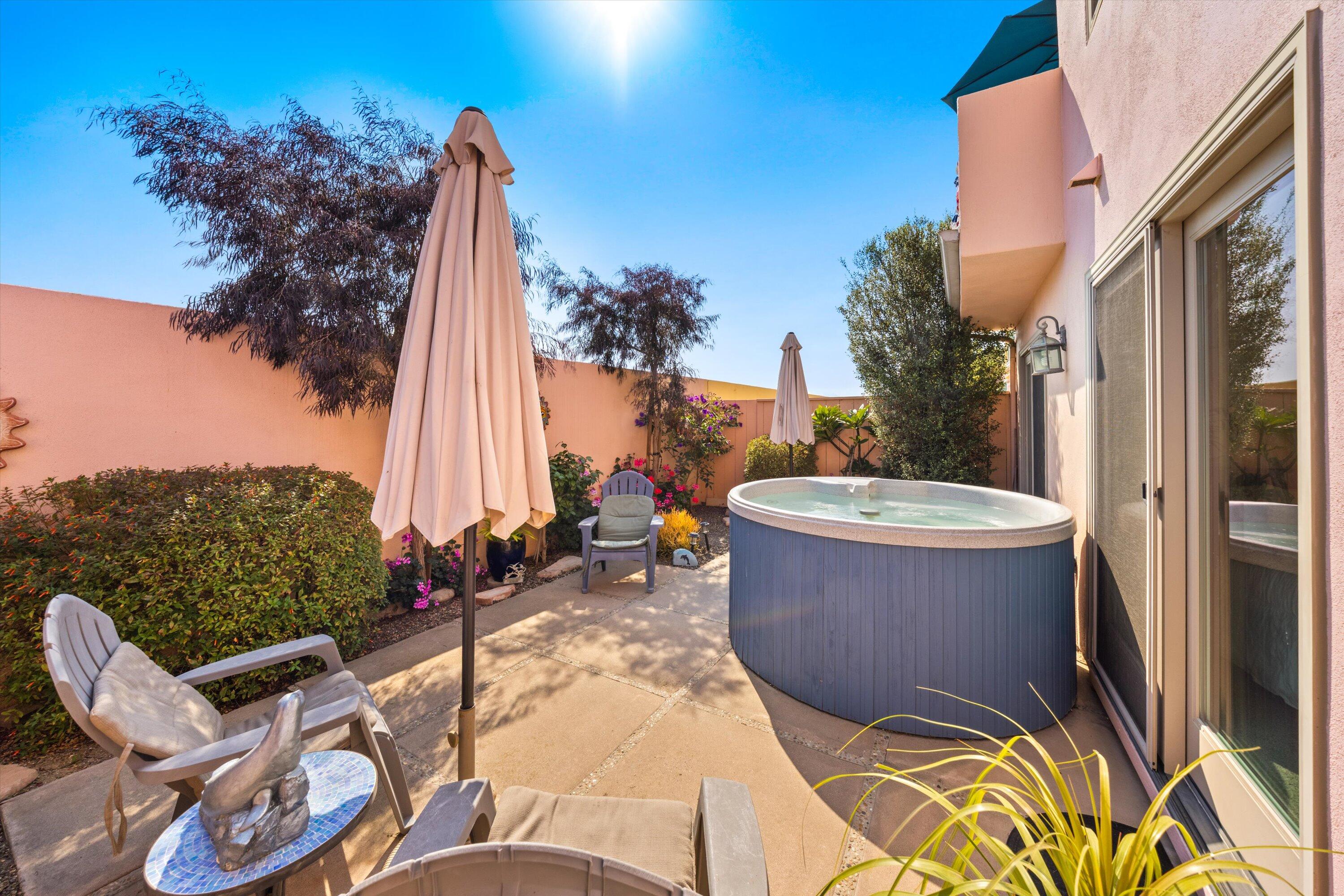 4297 Carpinteria Avenue Unit: 8