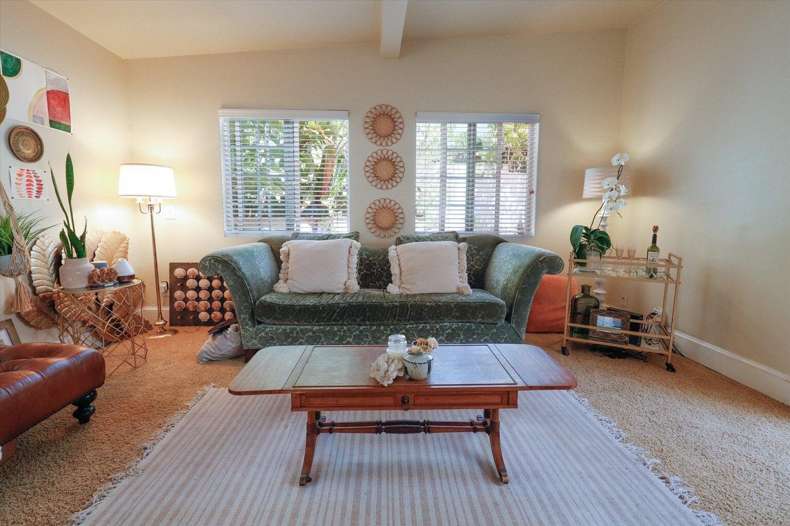 2940 Kenmore Place Guest House