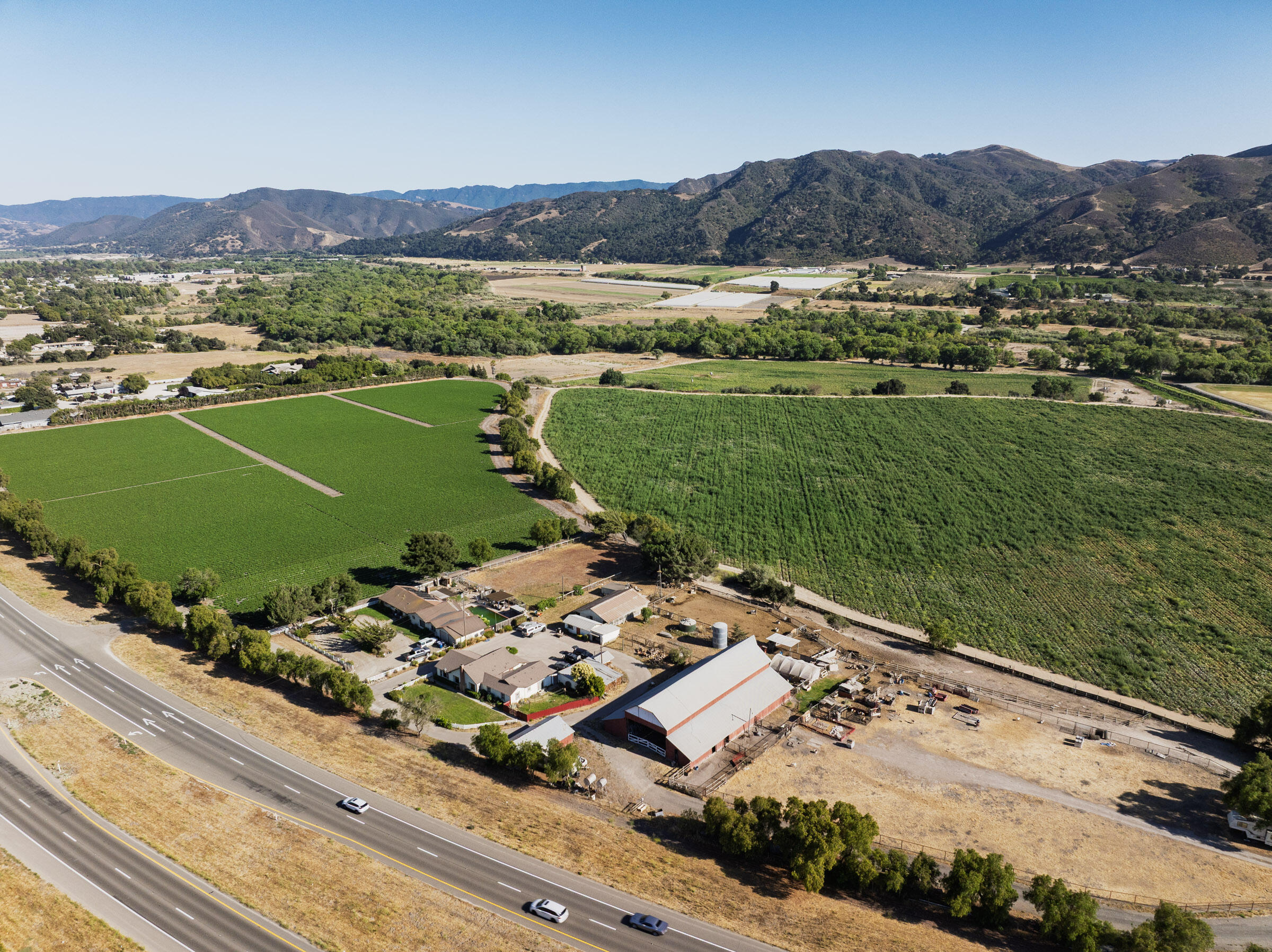 1050 W Hwy 246
