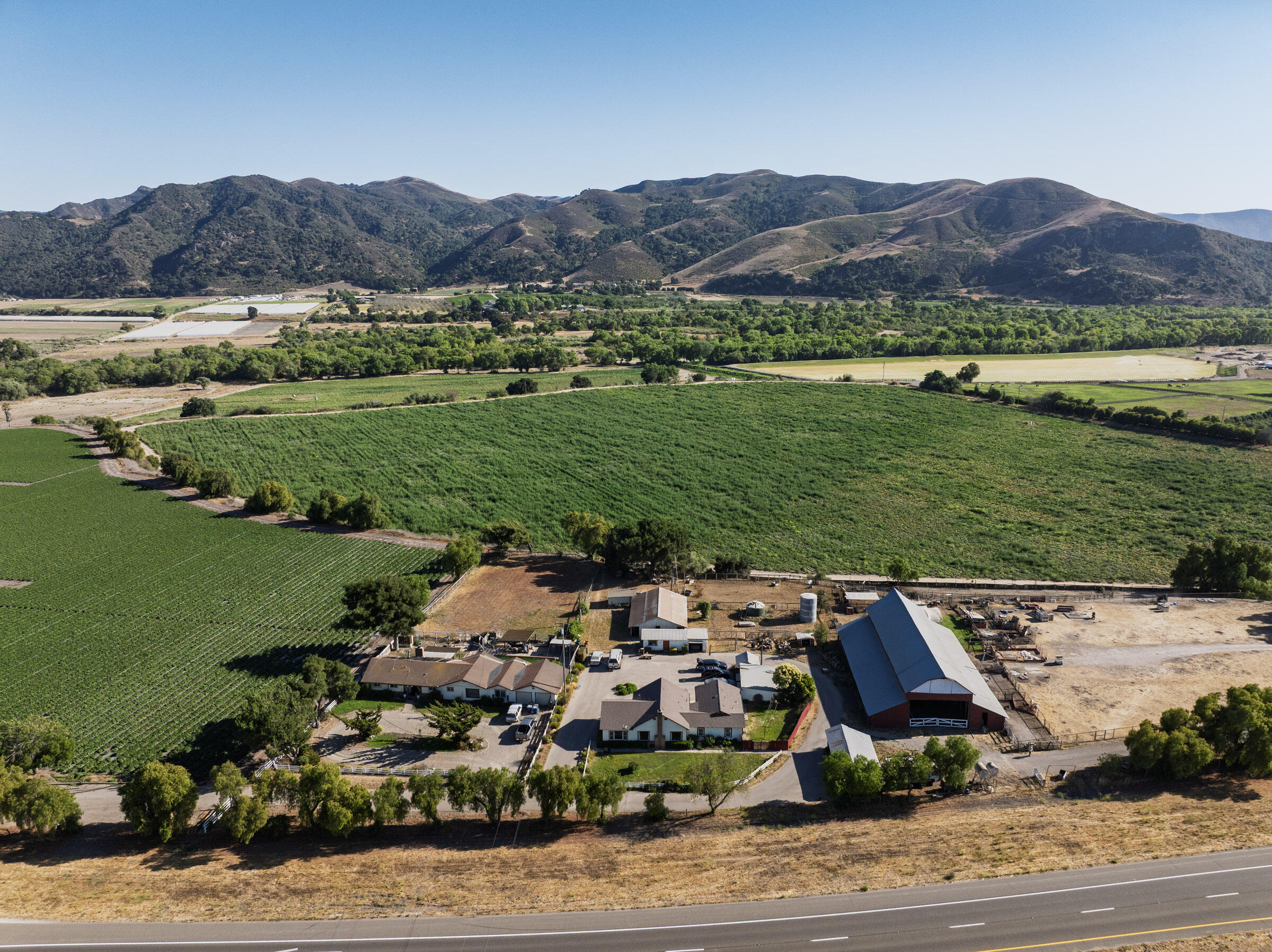 1050 W Hwy 246