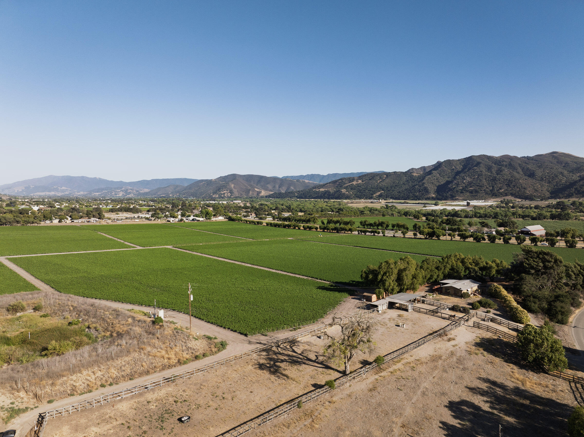 1050 W Hwy 246