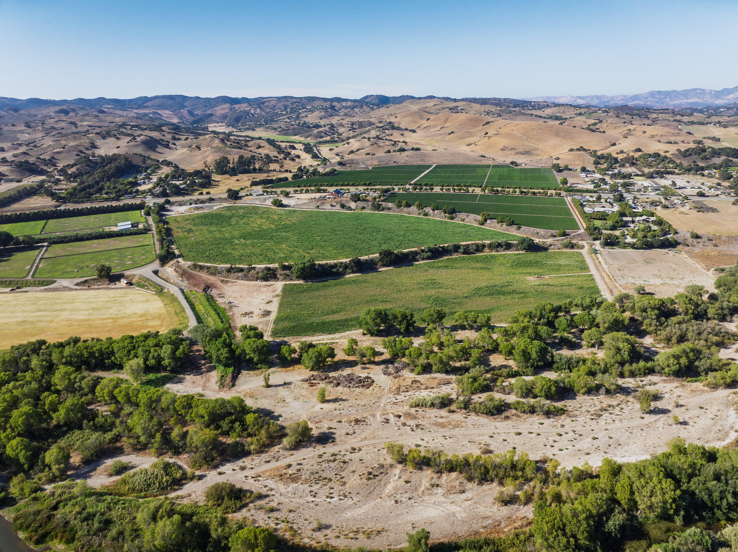 1050 W Hwy 246