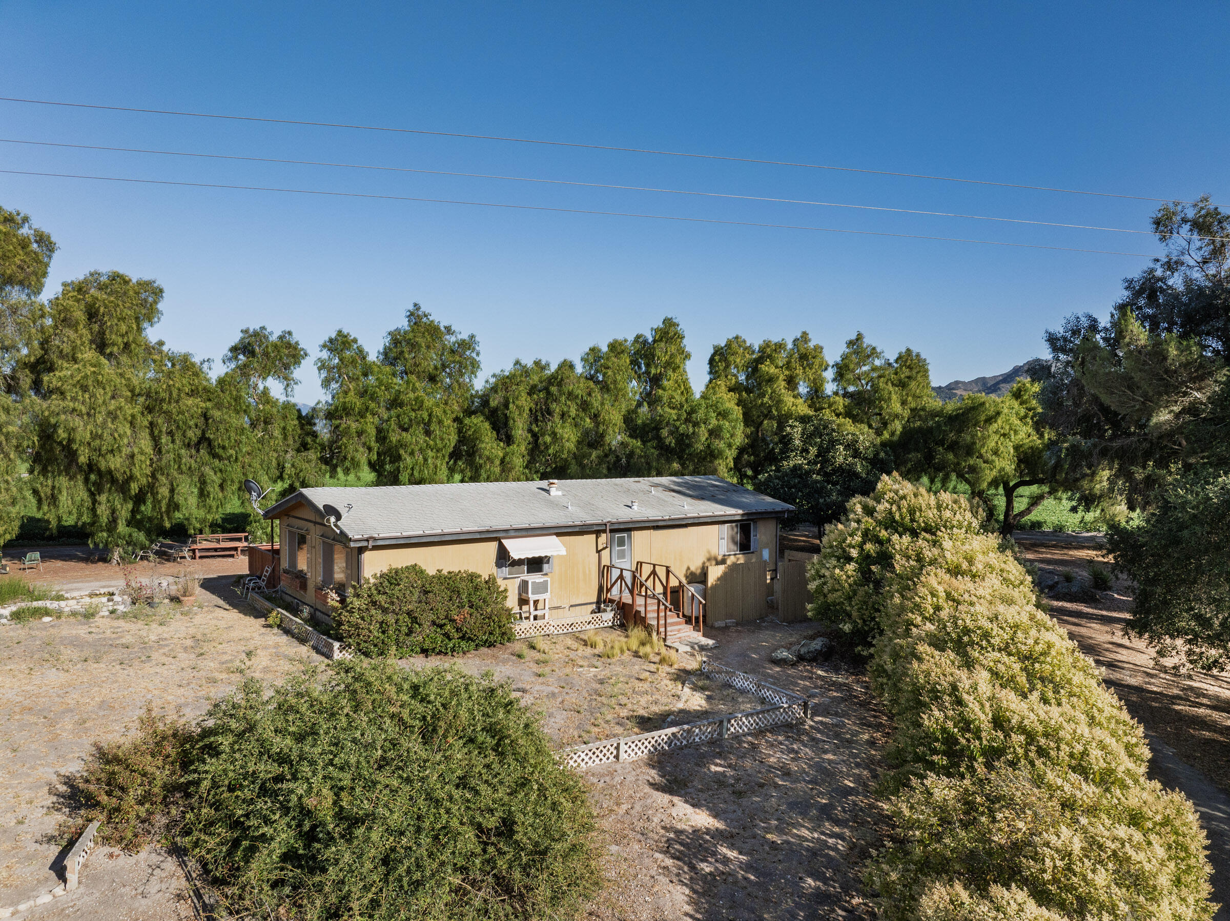 1050 W Hwy 246