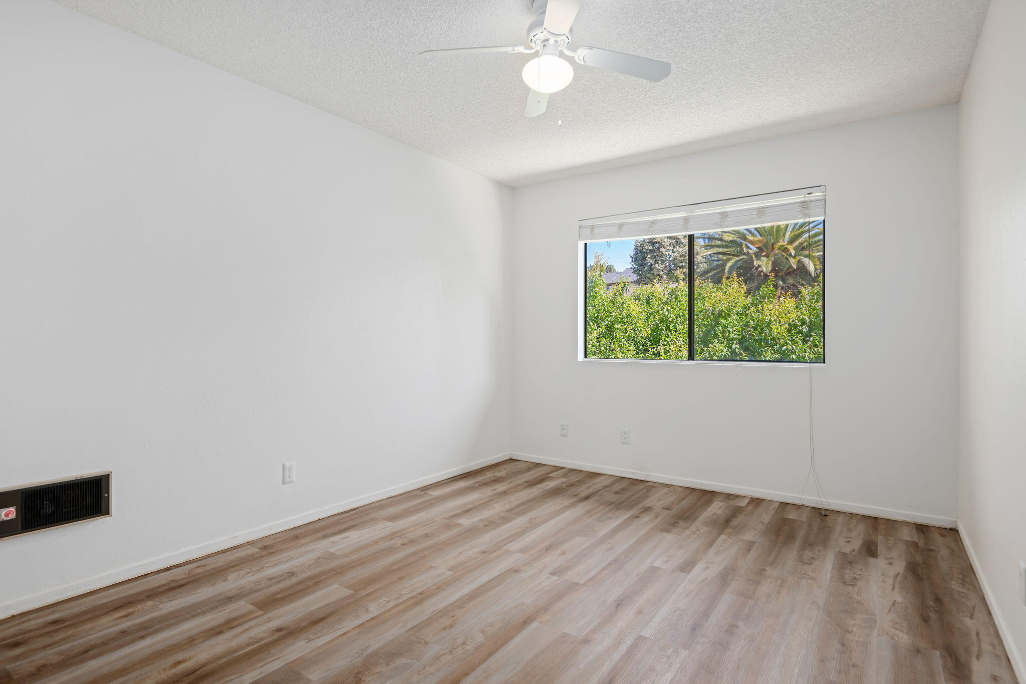 1676 Maple Avenue 4