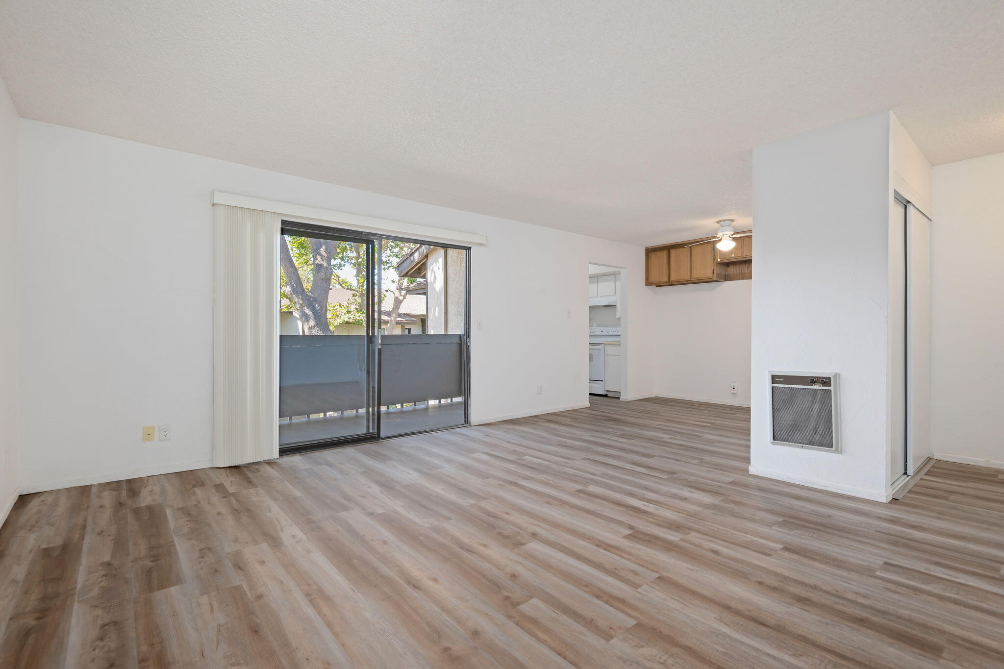1676 Maple Avenue 4