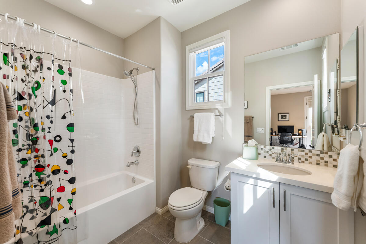 556 Noel Court