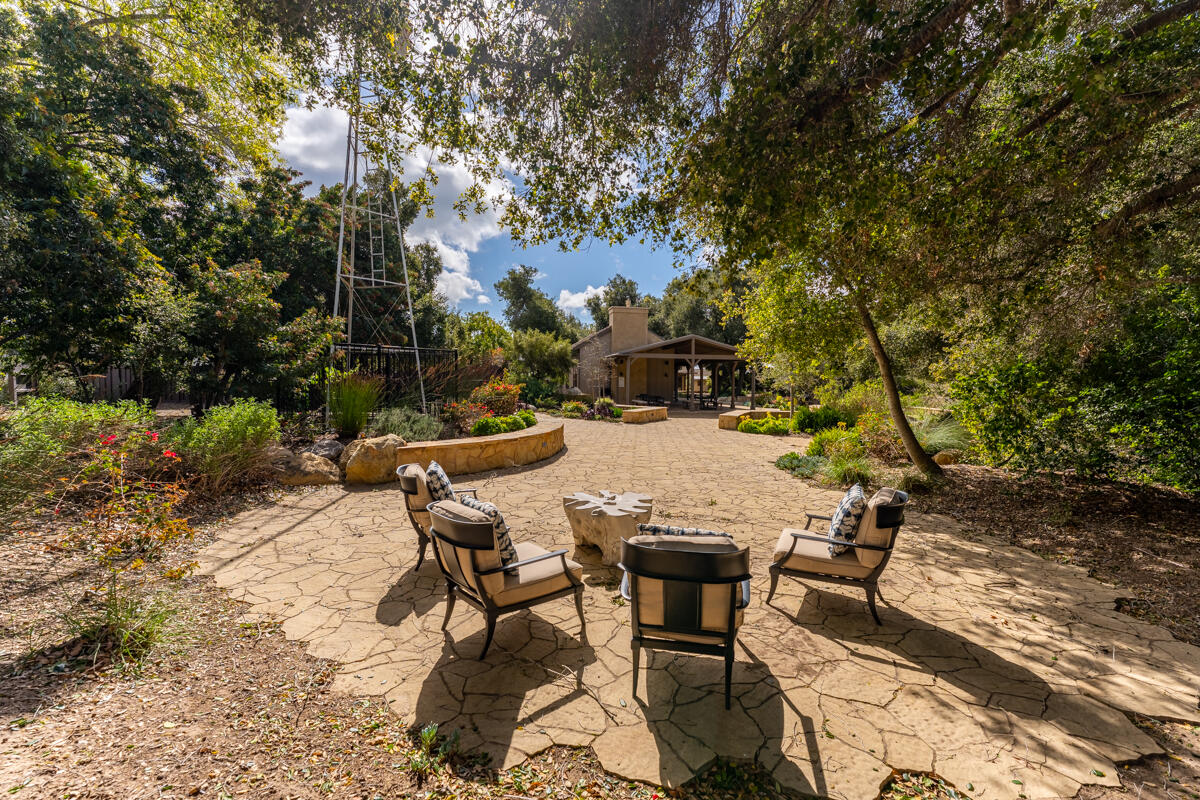 556 Noel Court