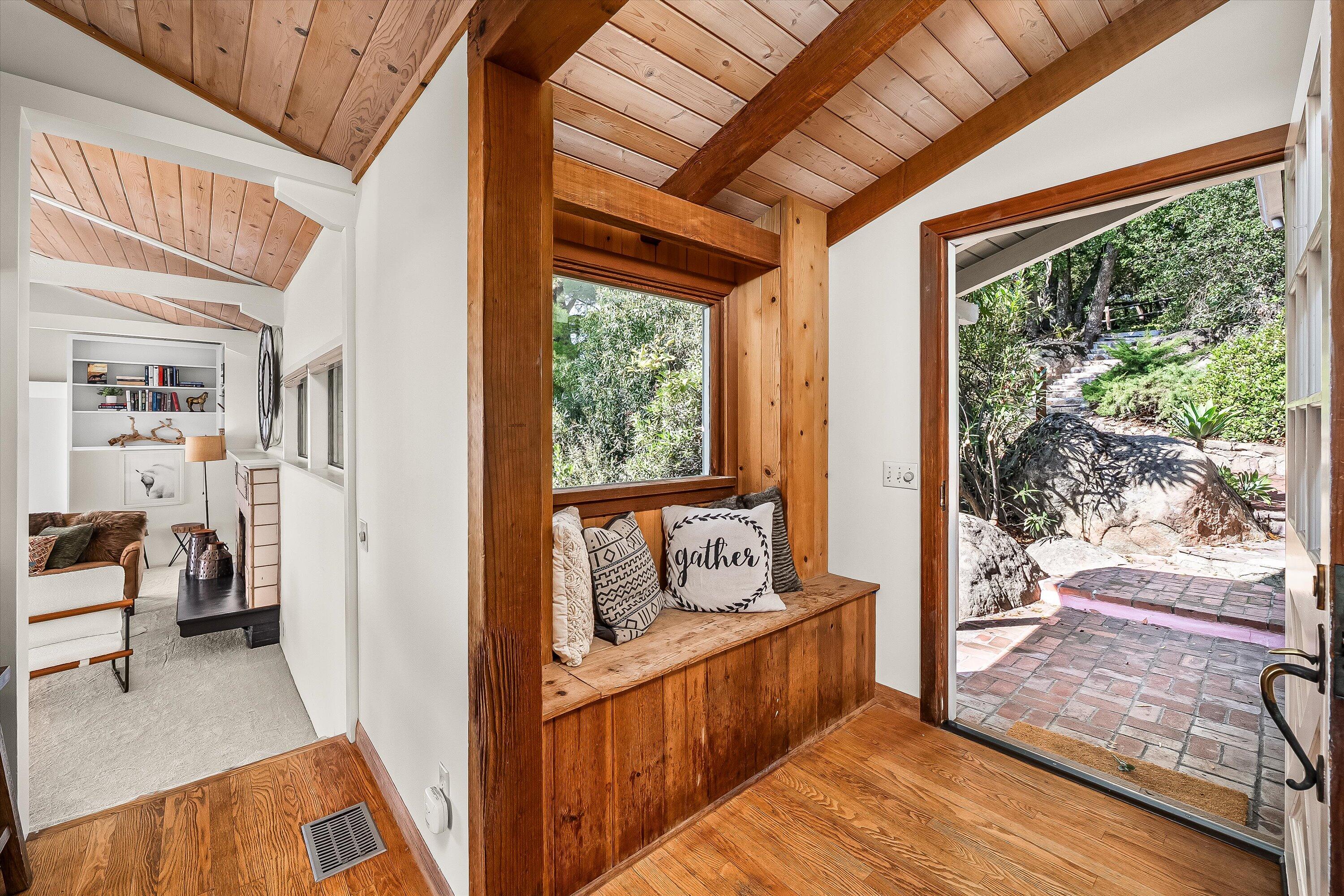 4891 Lookout Road