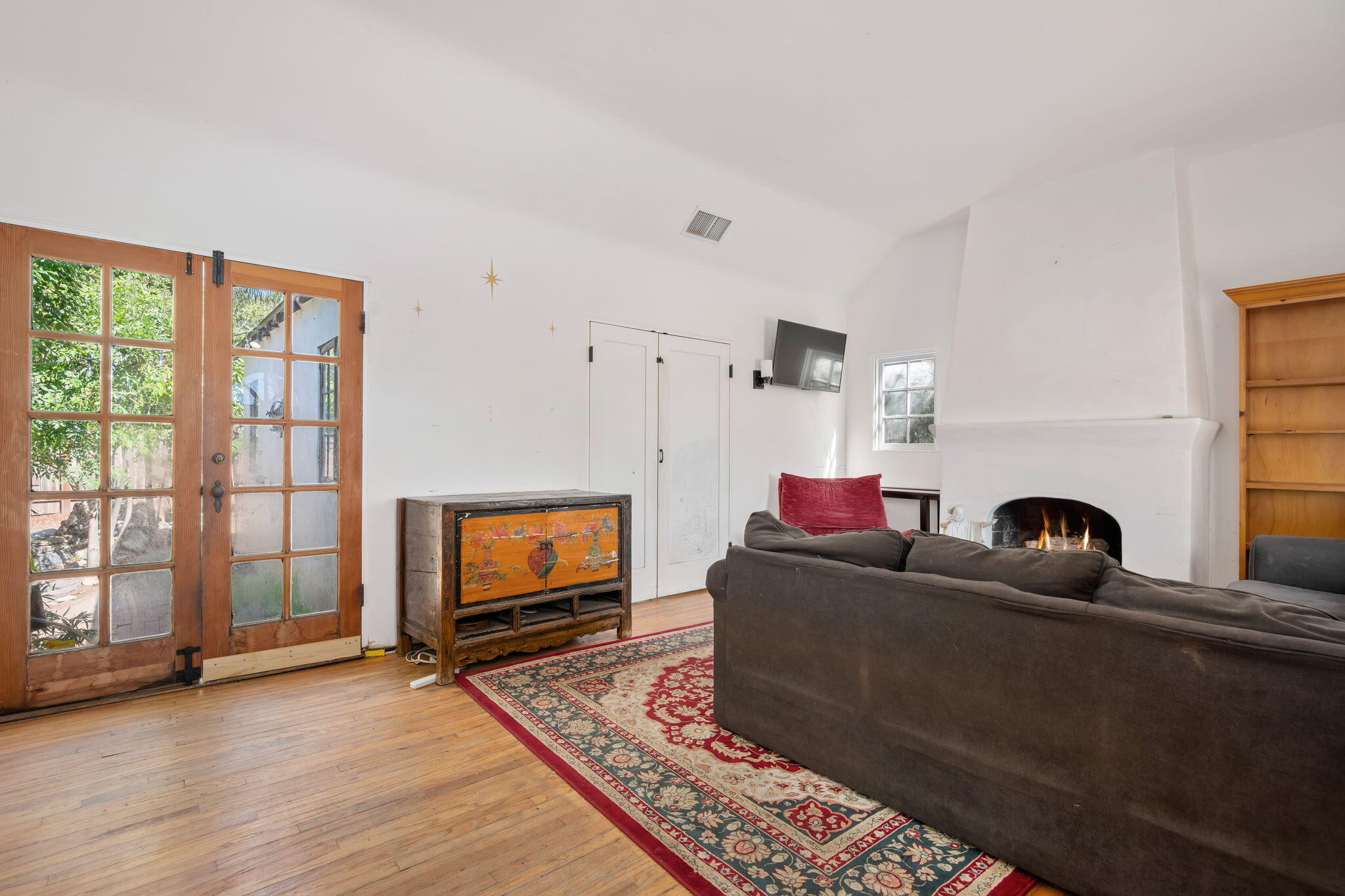 2824 Ventura Drive