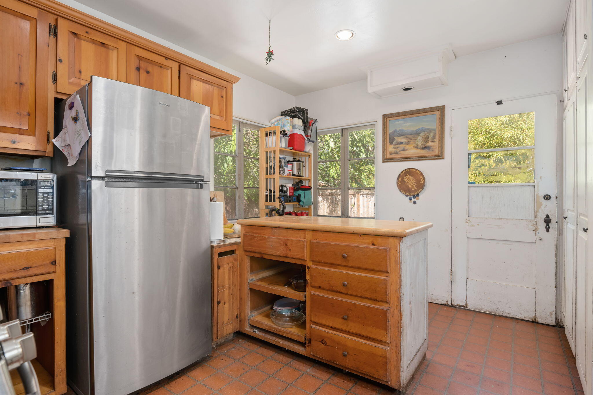 2824 Ventura Drive