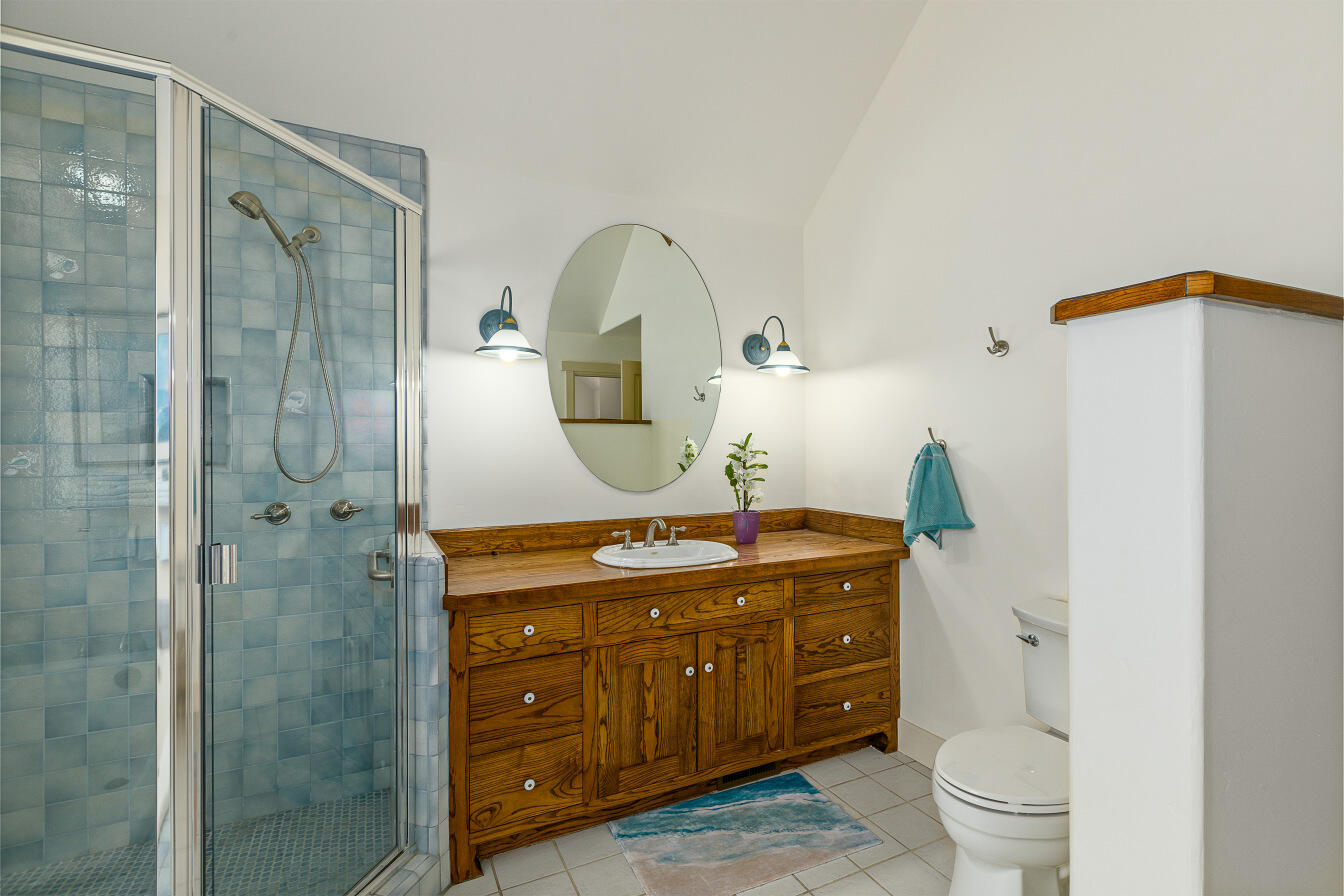 4436 Meadowlark Lane