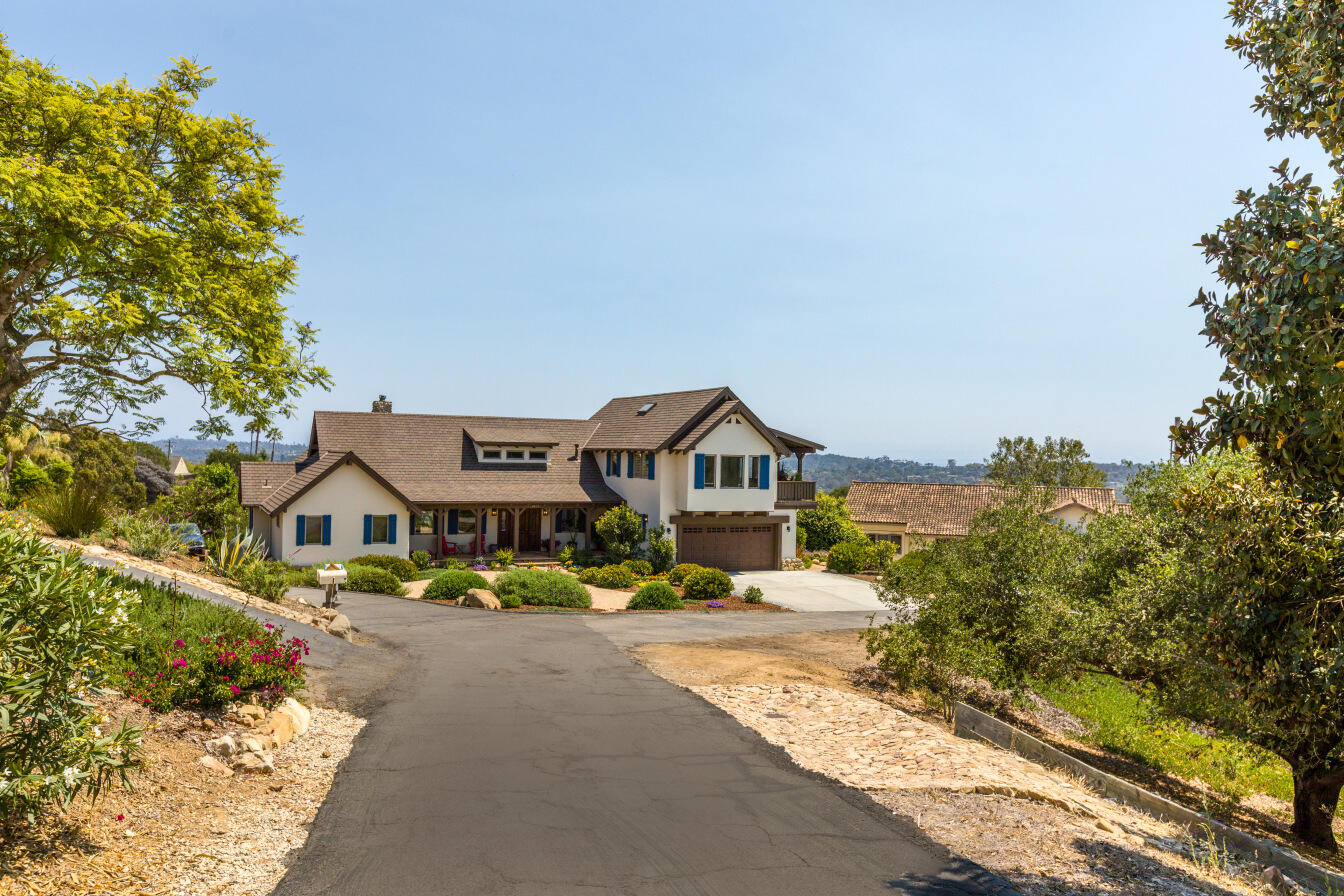 4436 Meadowlark Lane
