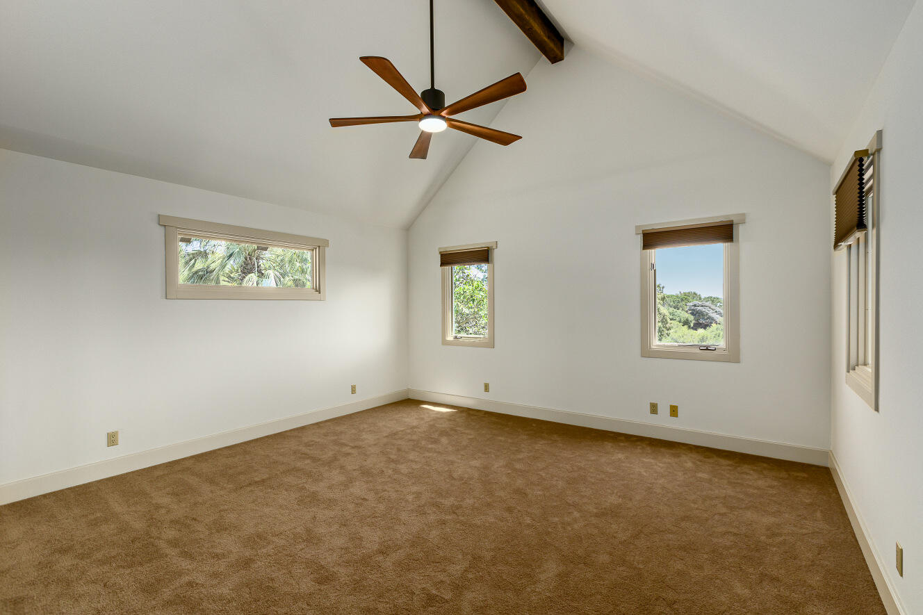 4436 Meadowlark Lane