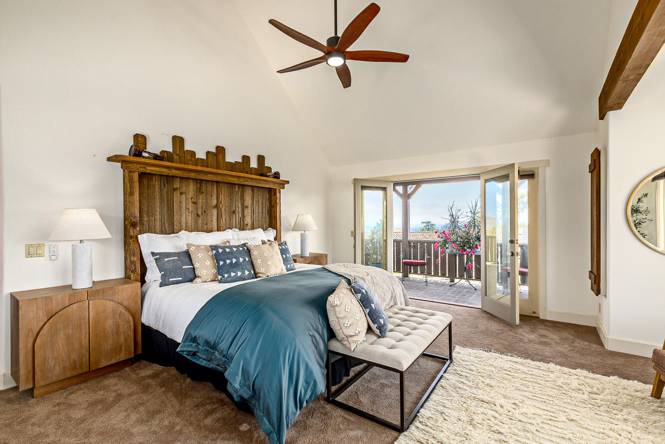 4436 Meadowlark Lane