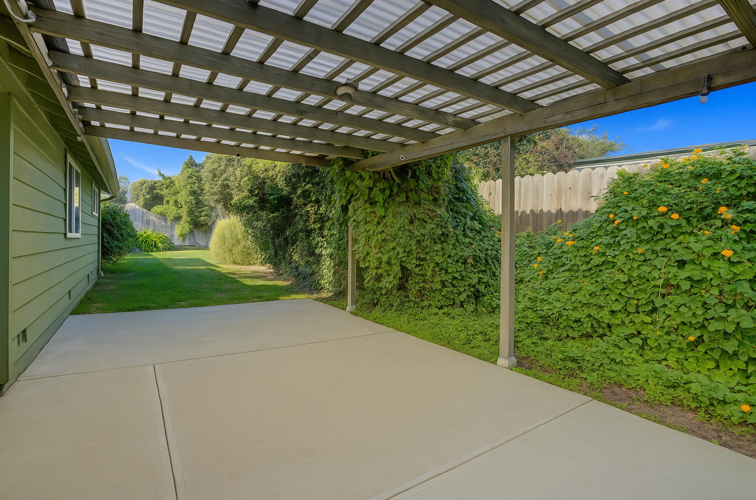 654 Woodland Court