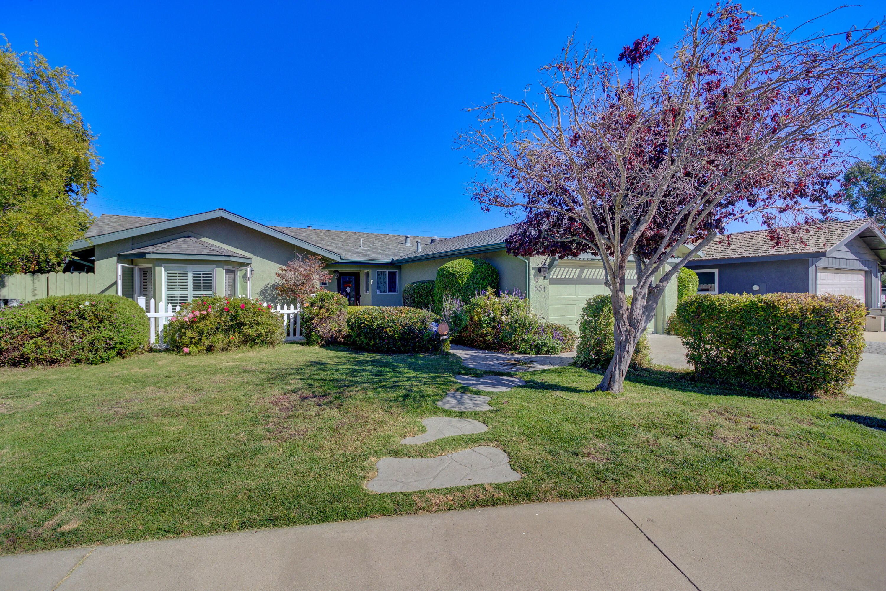 654 Woodland Court