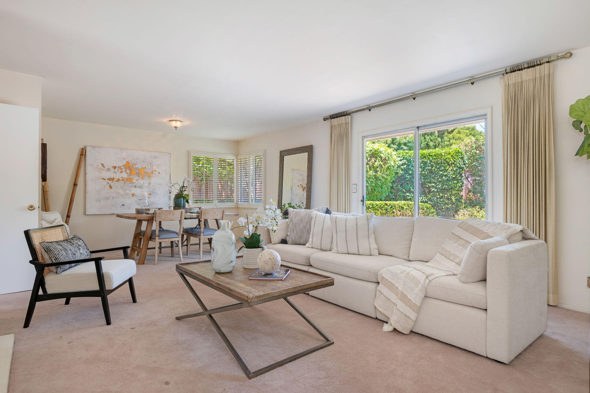3676 Eileen Way