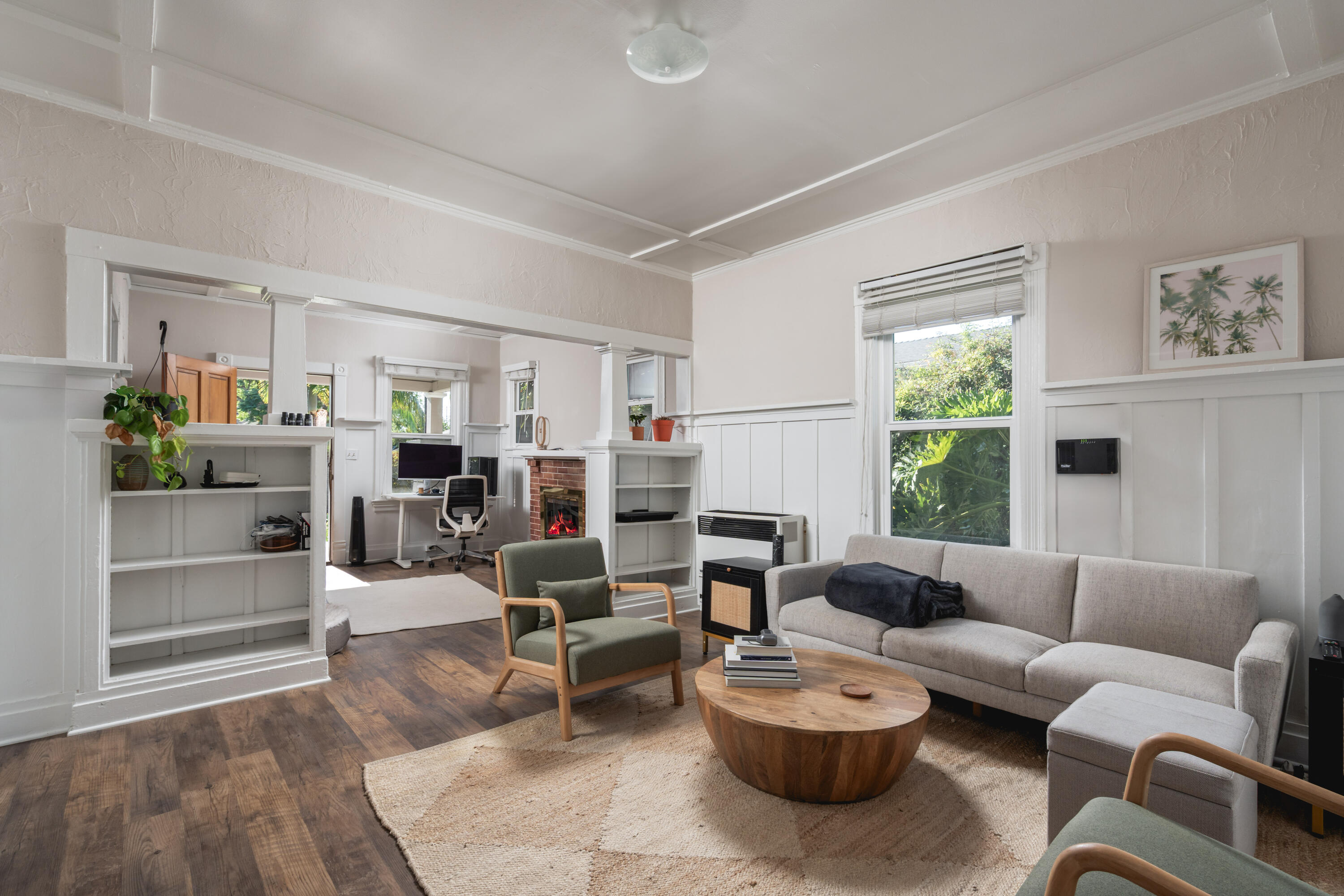 320 W Sola Street