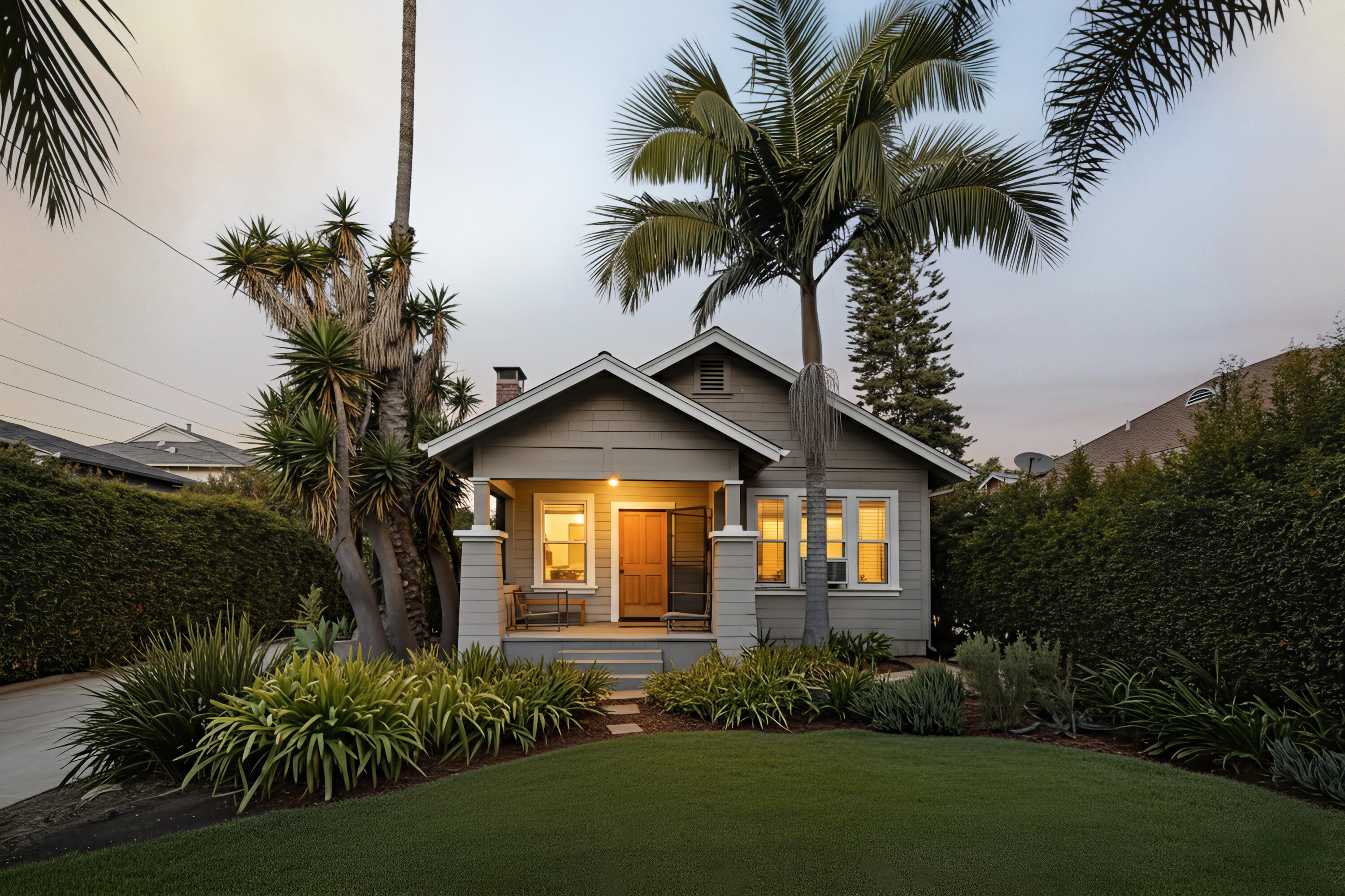 320 W Sola Street