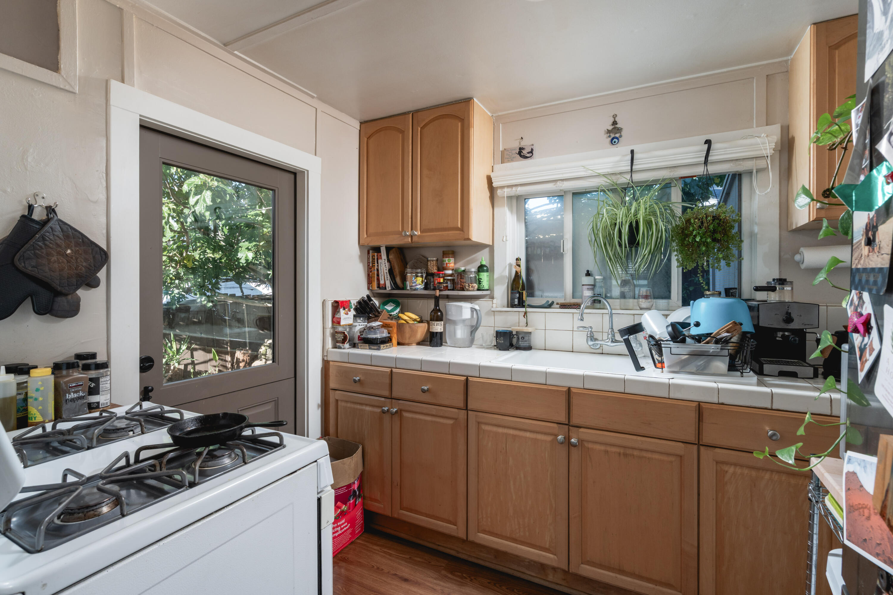 320 W Sola Street