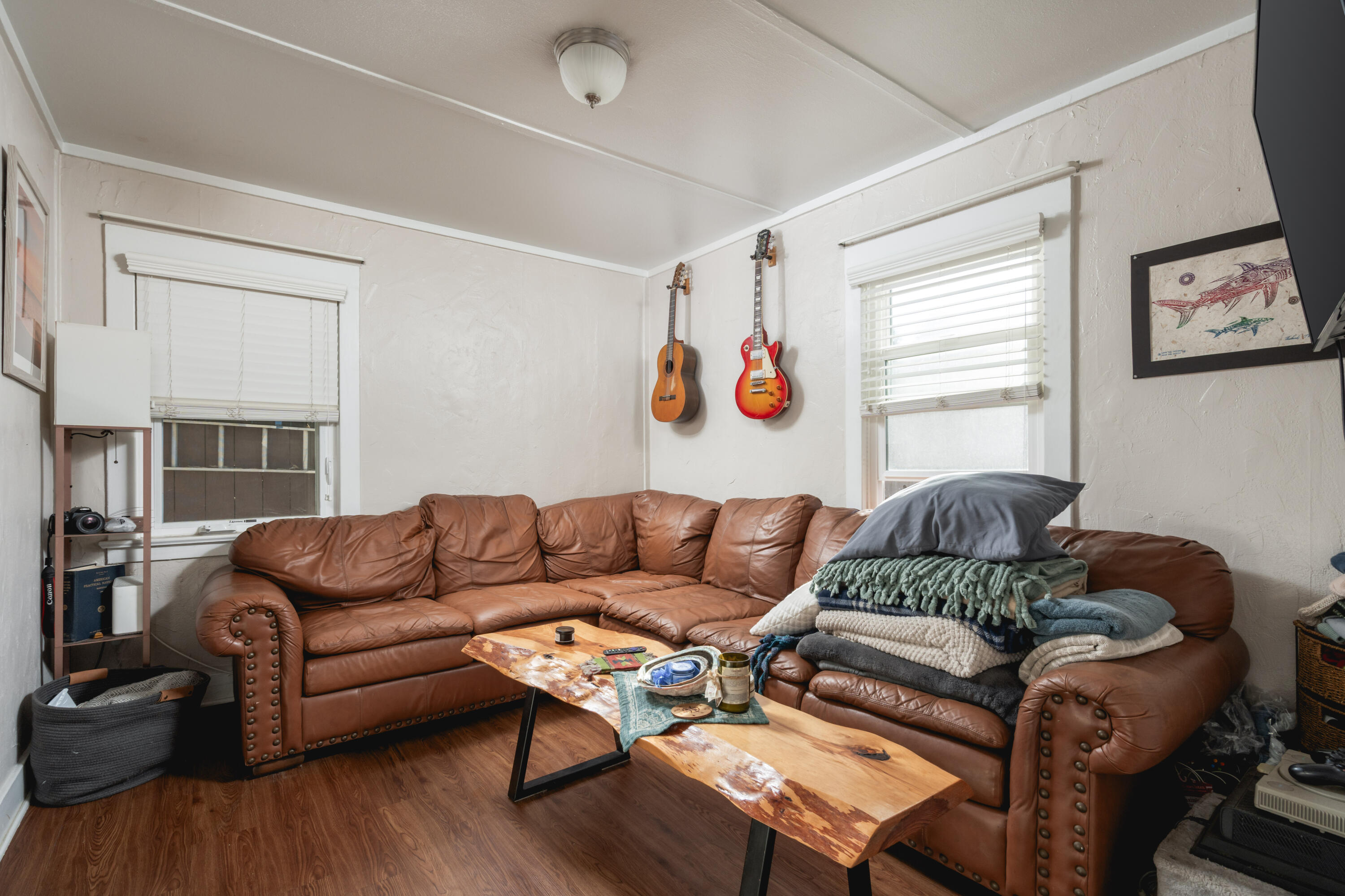 320 W Sola Street