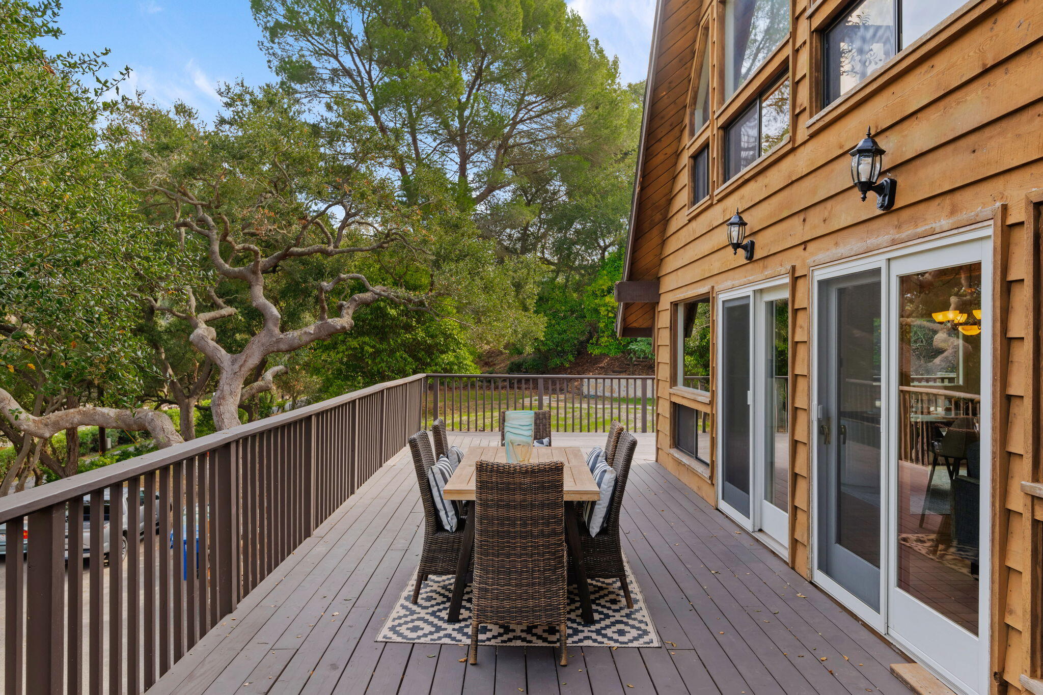 340 W Mountain Drive