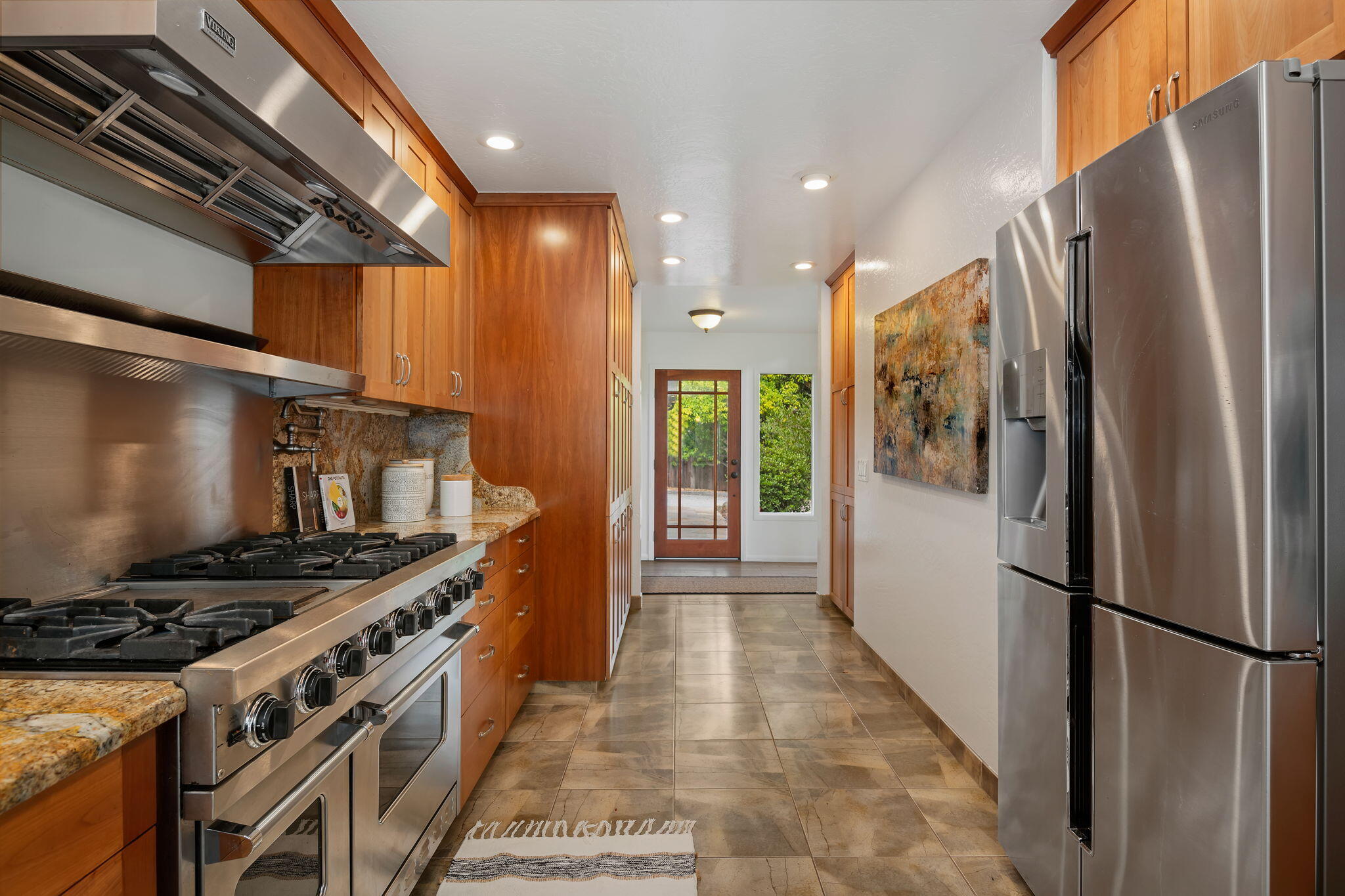 340 W Mountain Drive